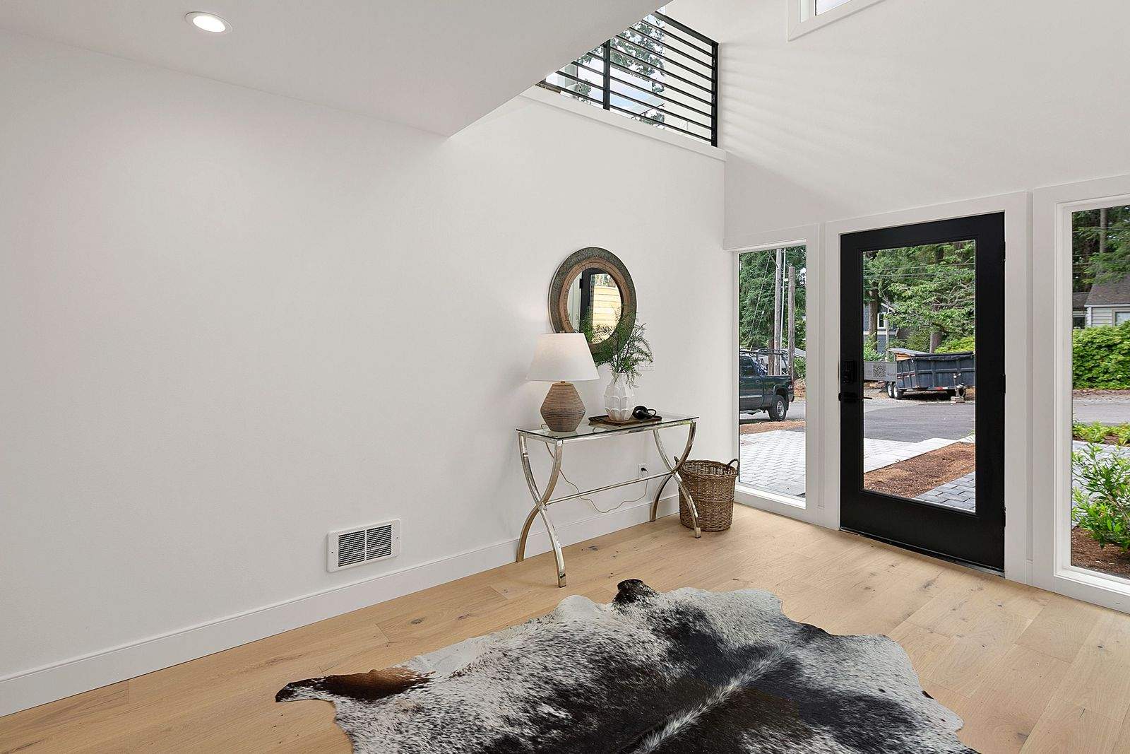 Bitterlake new construction by LinMak Construction