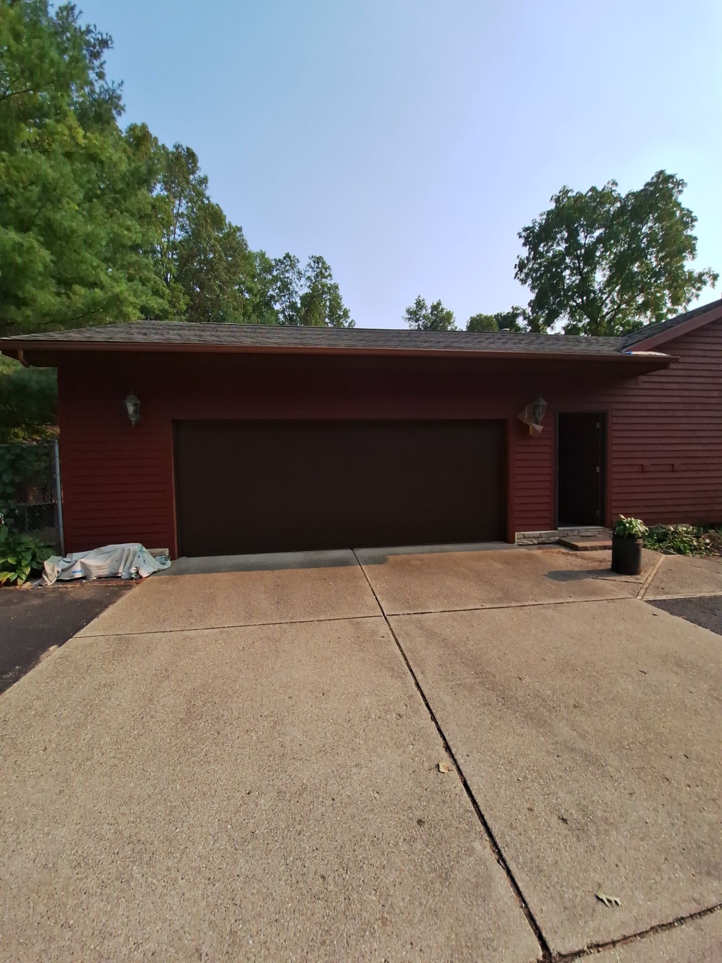 Color update with exterior staining and painting by Gordon Painting