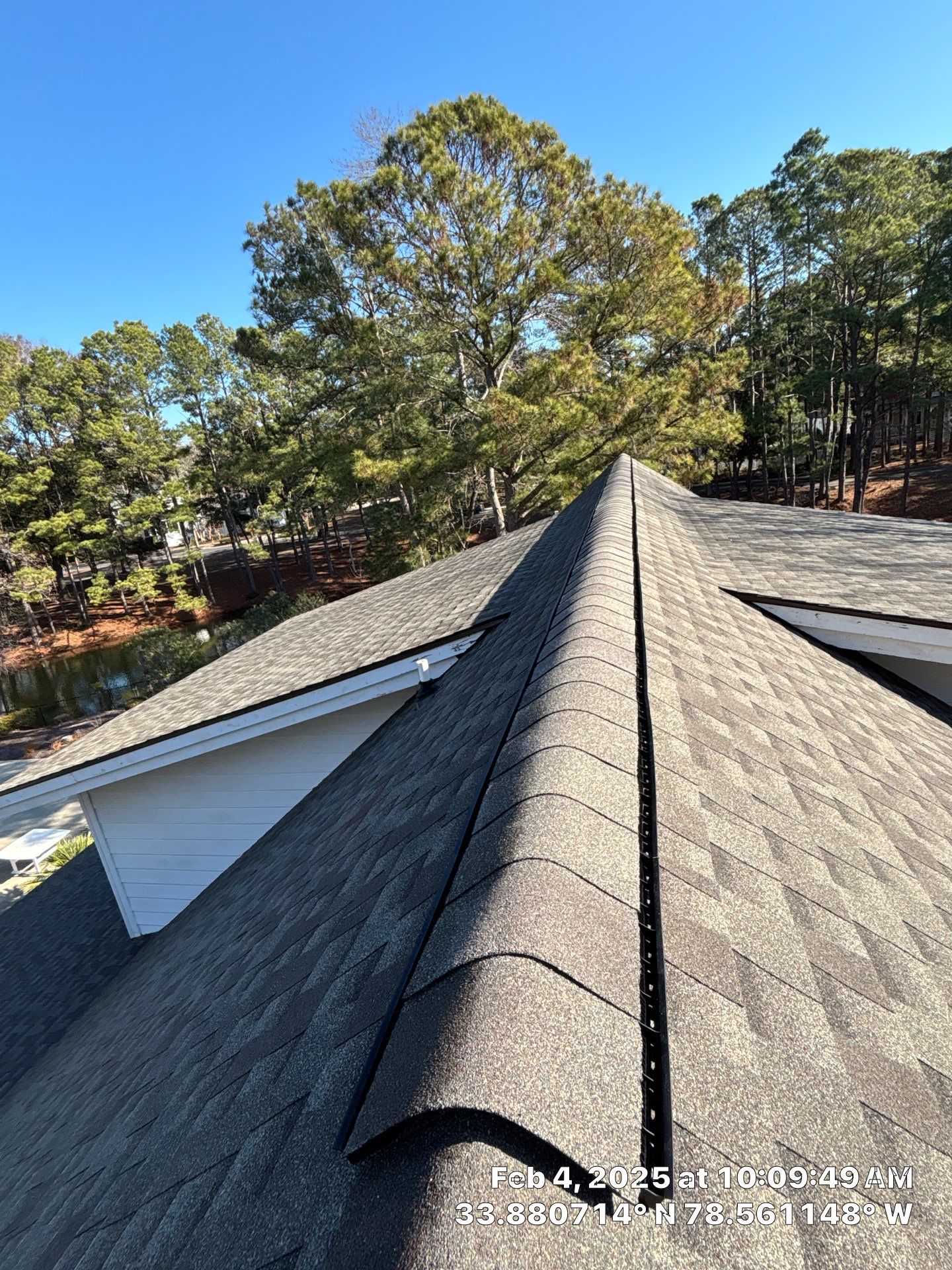 GAF HDZ - Weathered Wood by Linta Roofing Inc