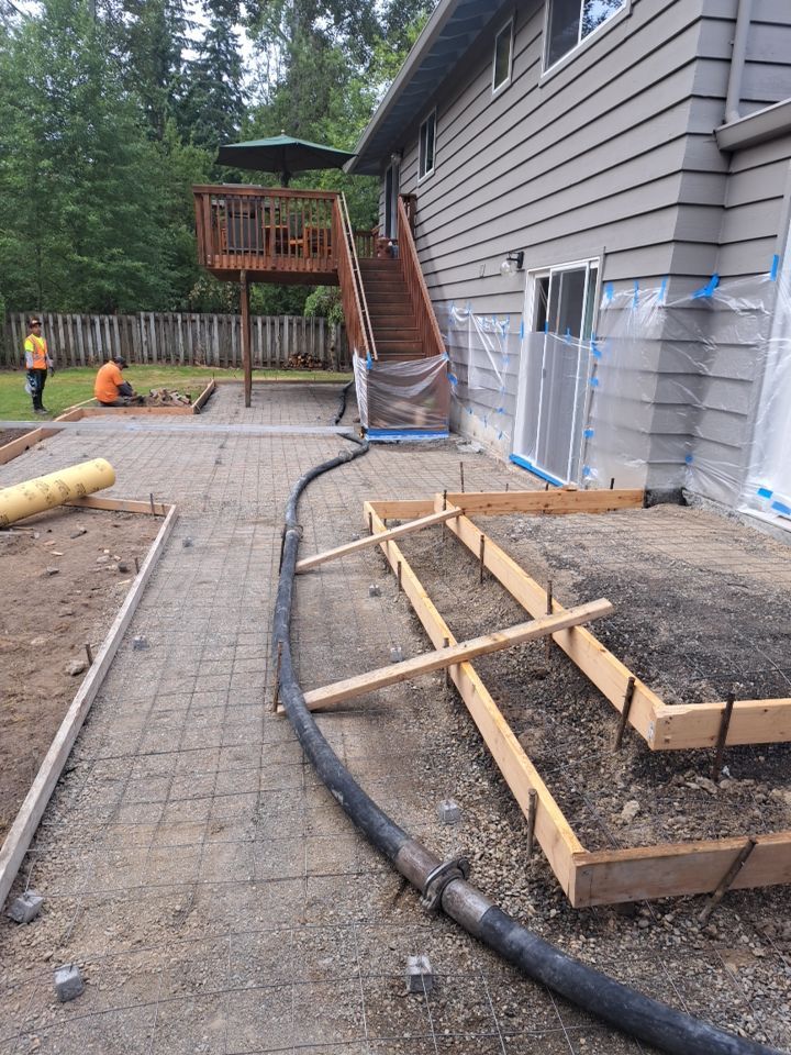 Chris | Stamped Concrete Patio, Walkway & Steps by Jireh Asphalt & Concrete Inc 