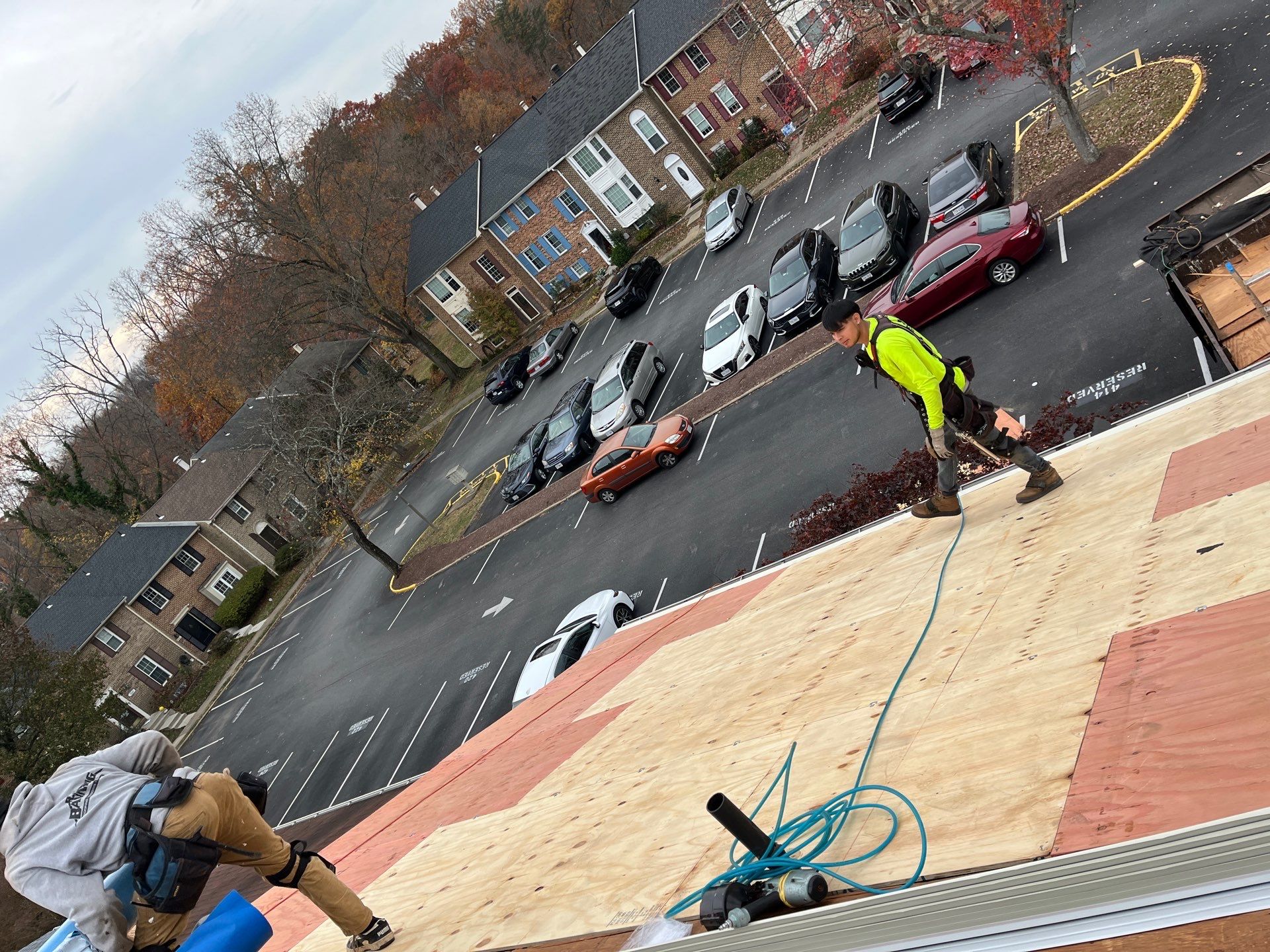 Springfield: Residential Roof Replacement with CertainTeed Landmark Pro in Max Def Burnt Sienna by RM Banning, Inc.