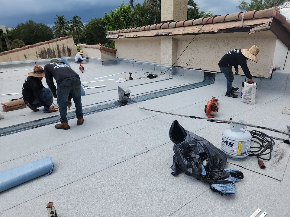 Tile Roof Repair in Boca Raton ā Affordable, Timely, and High-Quality Service by Aastro Roofing