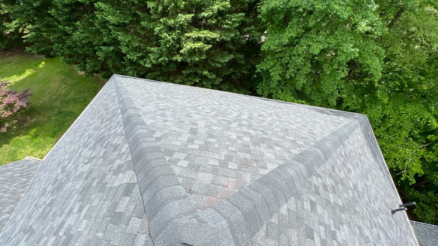 Clifton - CertainTeed Landmark Charcoal Black by RM Banning, Inc.