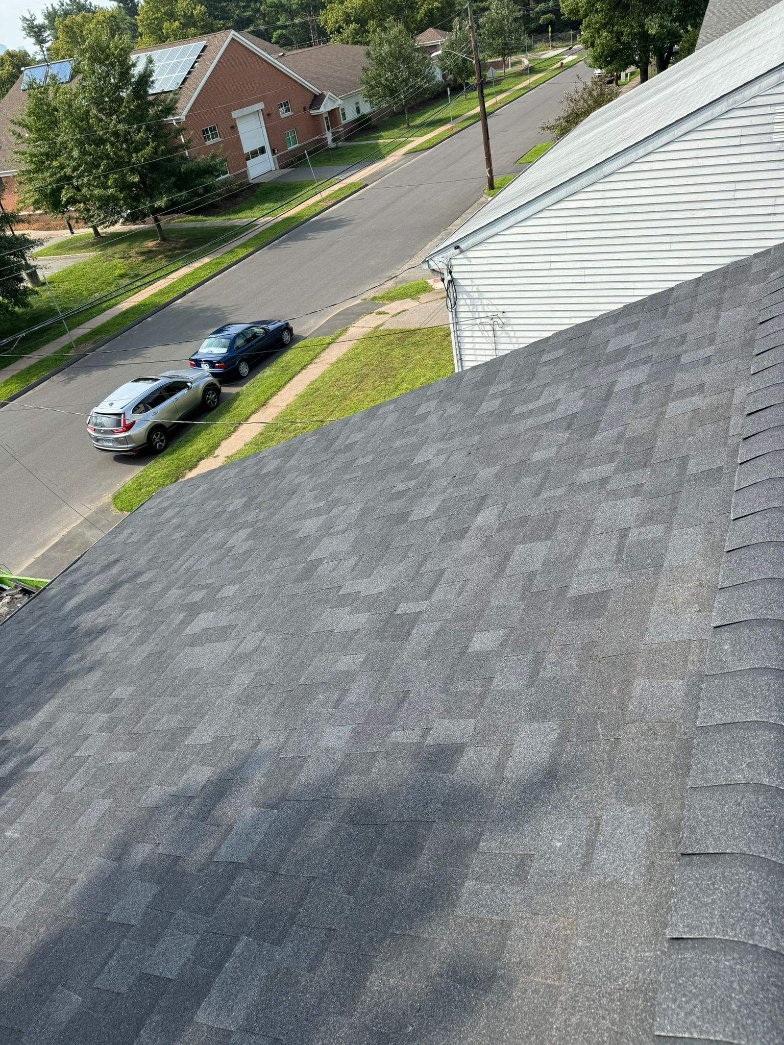 Full Roof Replacement in Hartford, CT – Owens Corning Duration, Onyx Black by JOHNNYS PRO