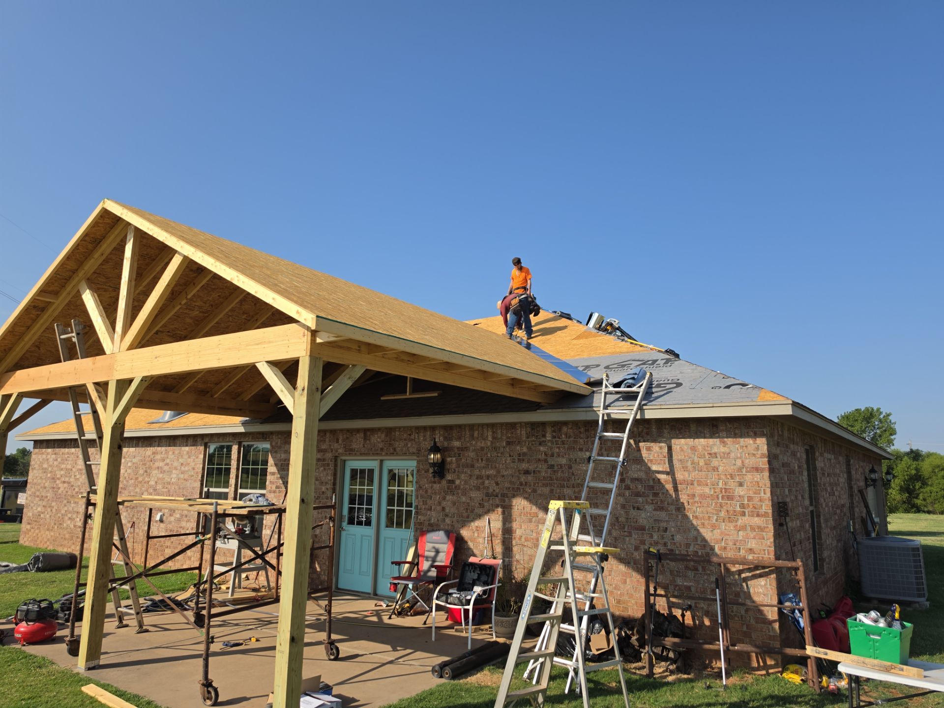 Residential Shingle Roof Replacement and Workshop Roofing in El Reno by Z Construction & Roofing, LLC