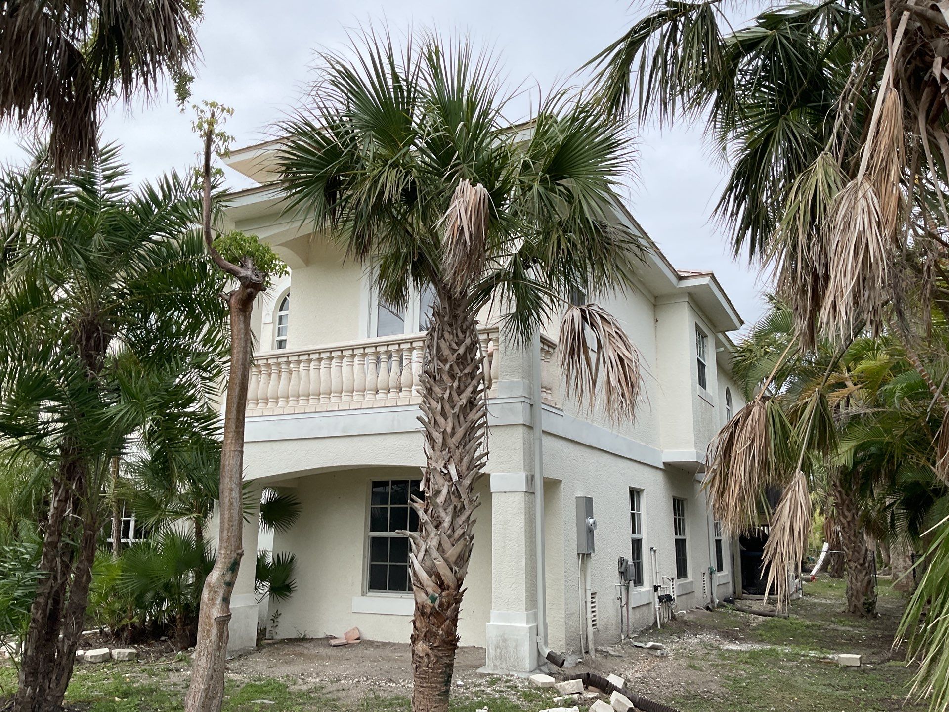 Commercial Gutters for Resorts in Sanibel FL by Gutter Professors