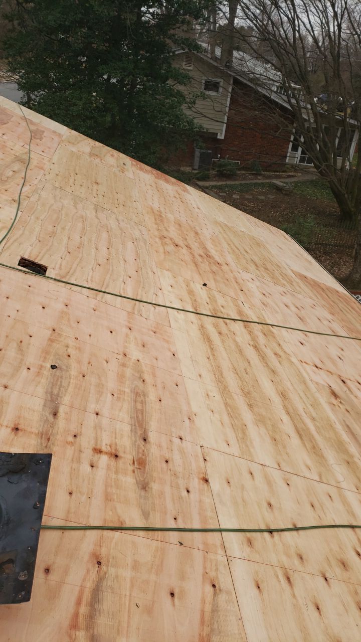 Fairfax: CertainTeed Landmark Pro Designer Shingles in Max Def Charcoal Black by RM Banning, Inc.