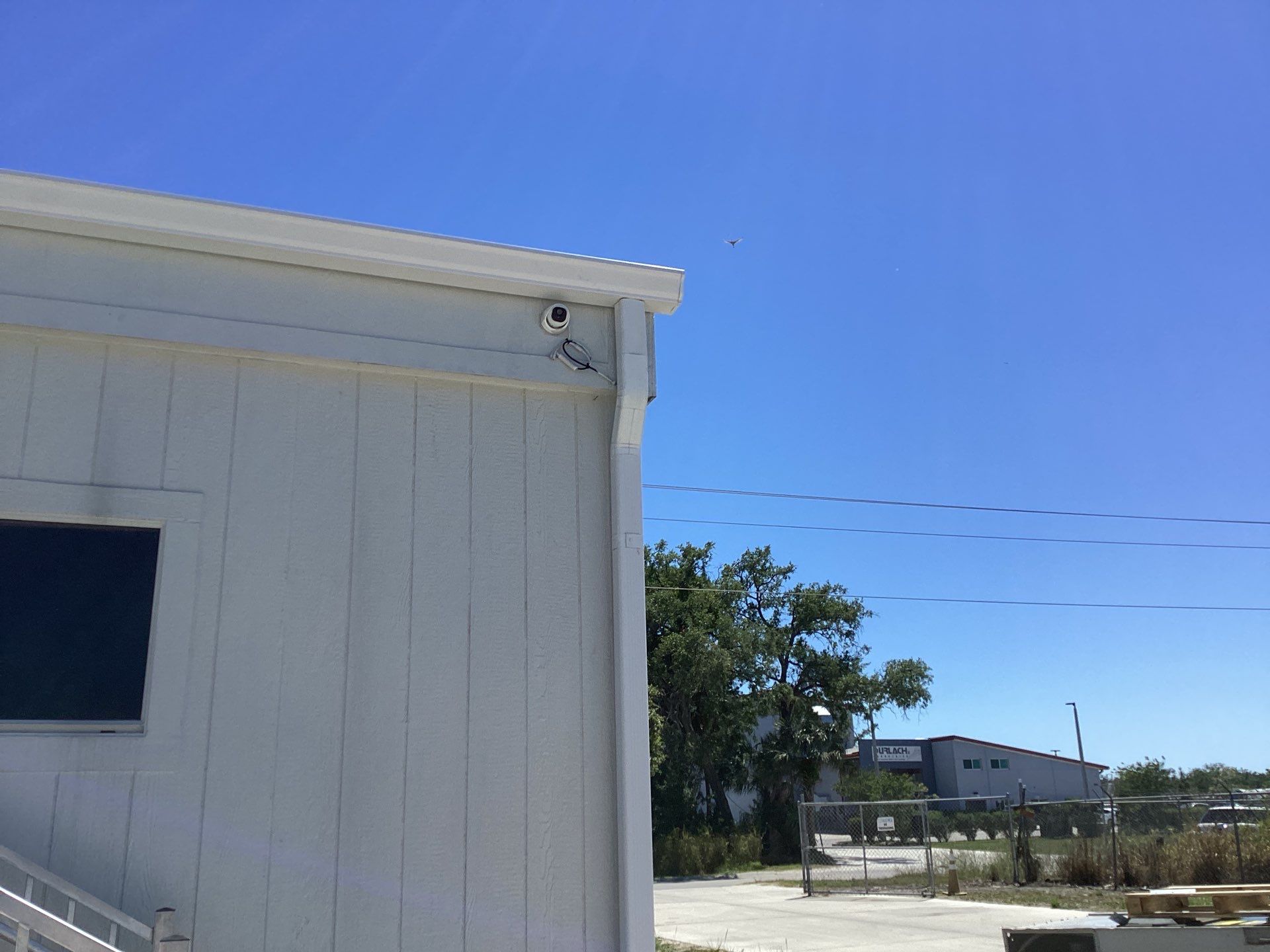 Commercial Gutters using Seamless Aluminum Gutters in Palmetto FL by Gutter Professors