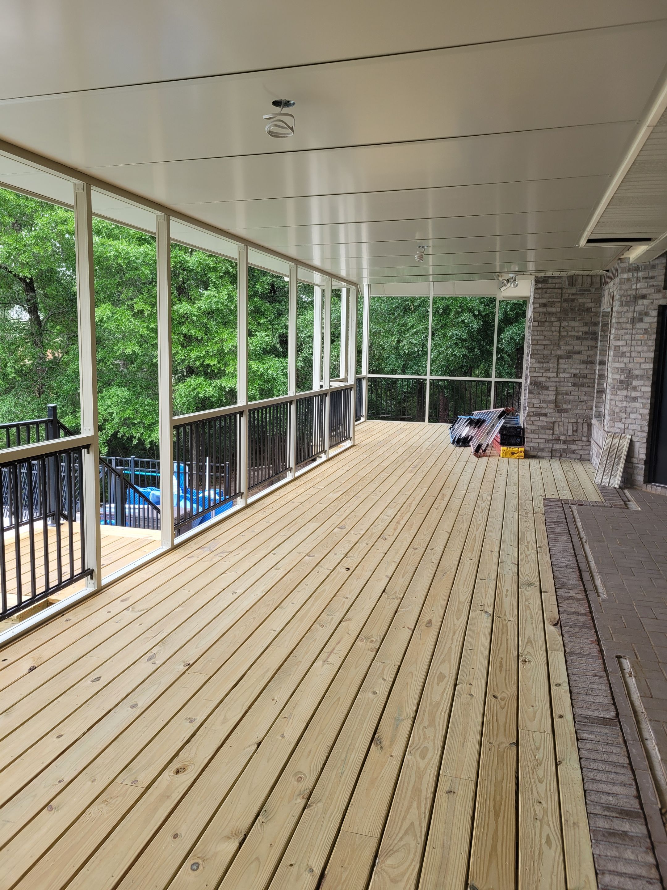 Elevated Screen Room in Crestview by Titan Sunrooms