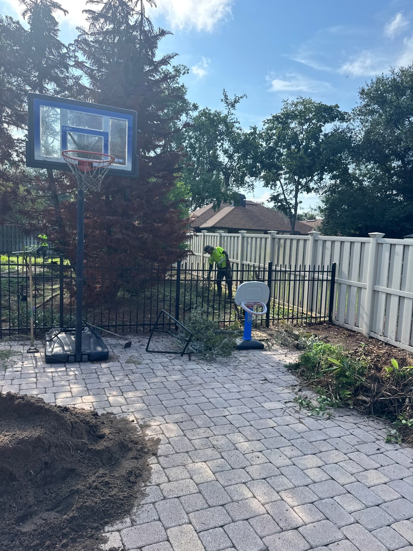 Deerwood Resident | Sod & Bed Design/Plant Installation by ProGreen Services