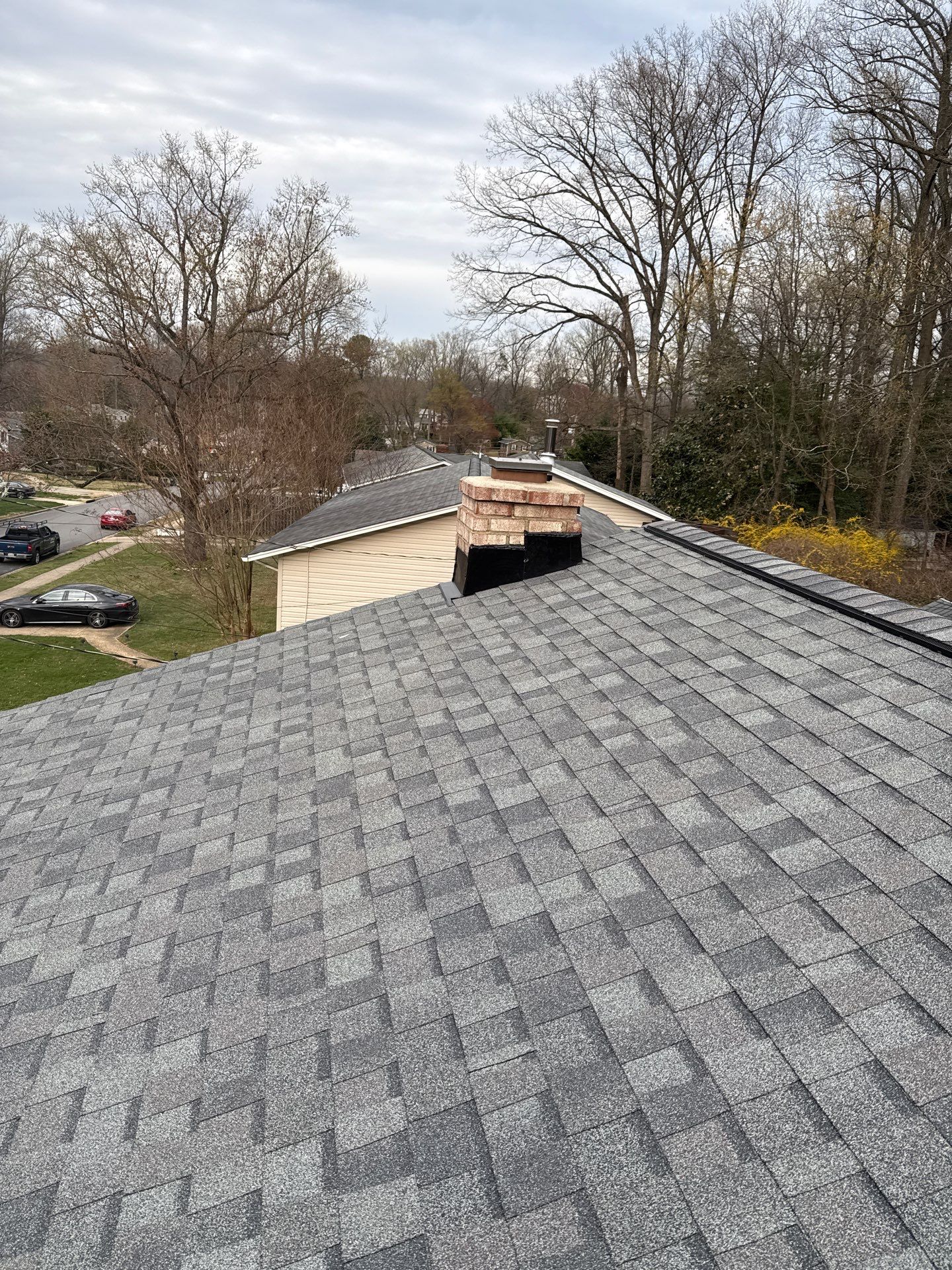 West Springfield: Residential Roof Replacement with CertainTeed Landmark in Colonial Slate by RM Banning, Inc.