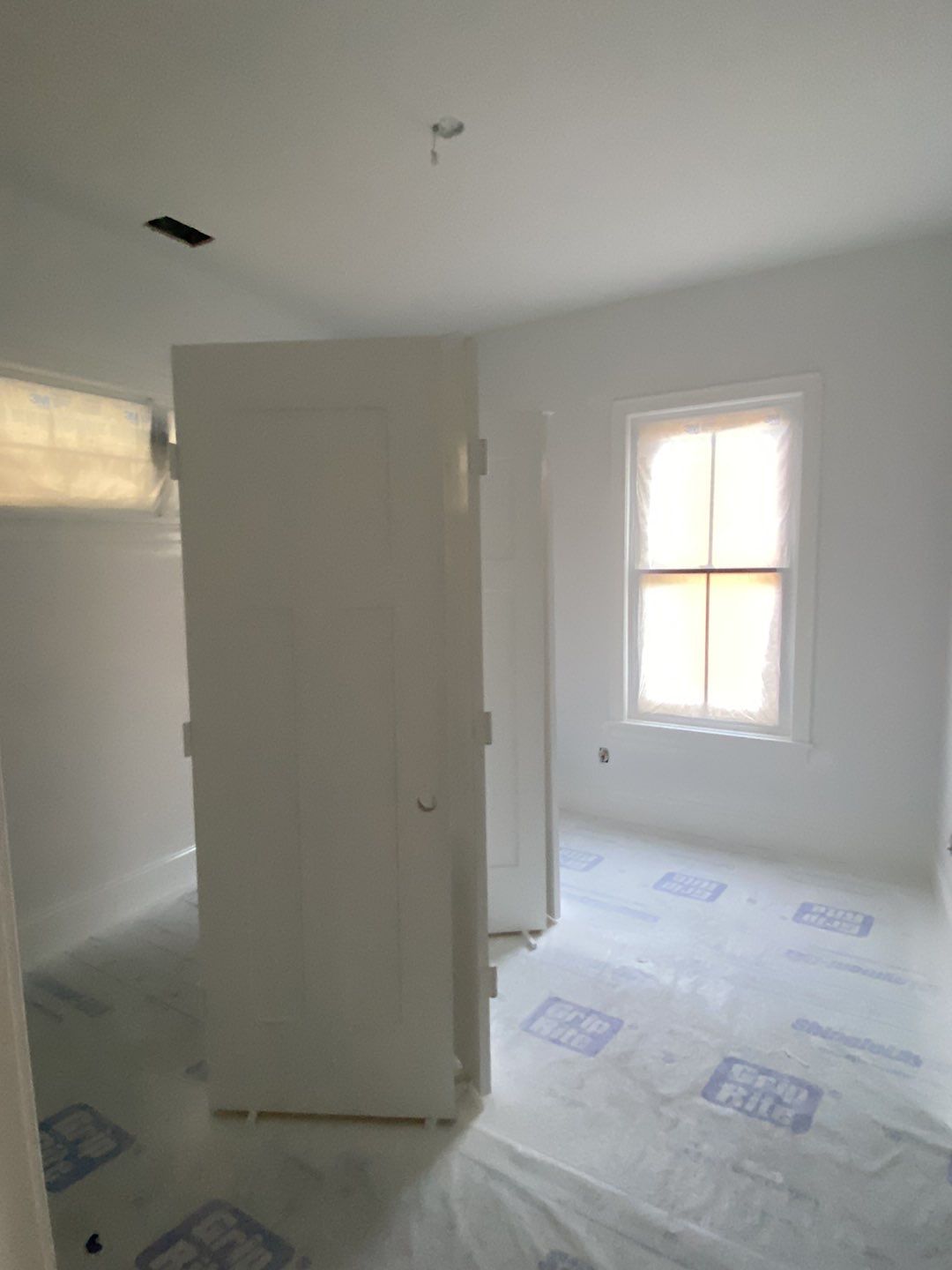 Interior Painting using Snowbound White  by EXCELLENCE | CARTO