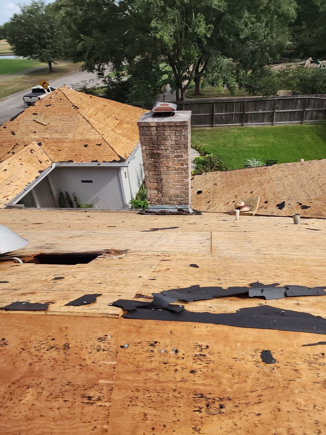 Residential Roofing Installation using Owen's Corning Duration (Lifetime) Shingles by Roof Repair Company