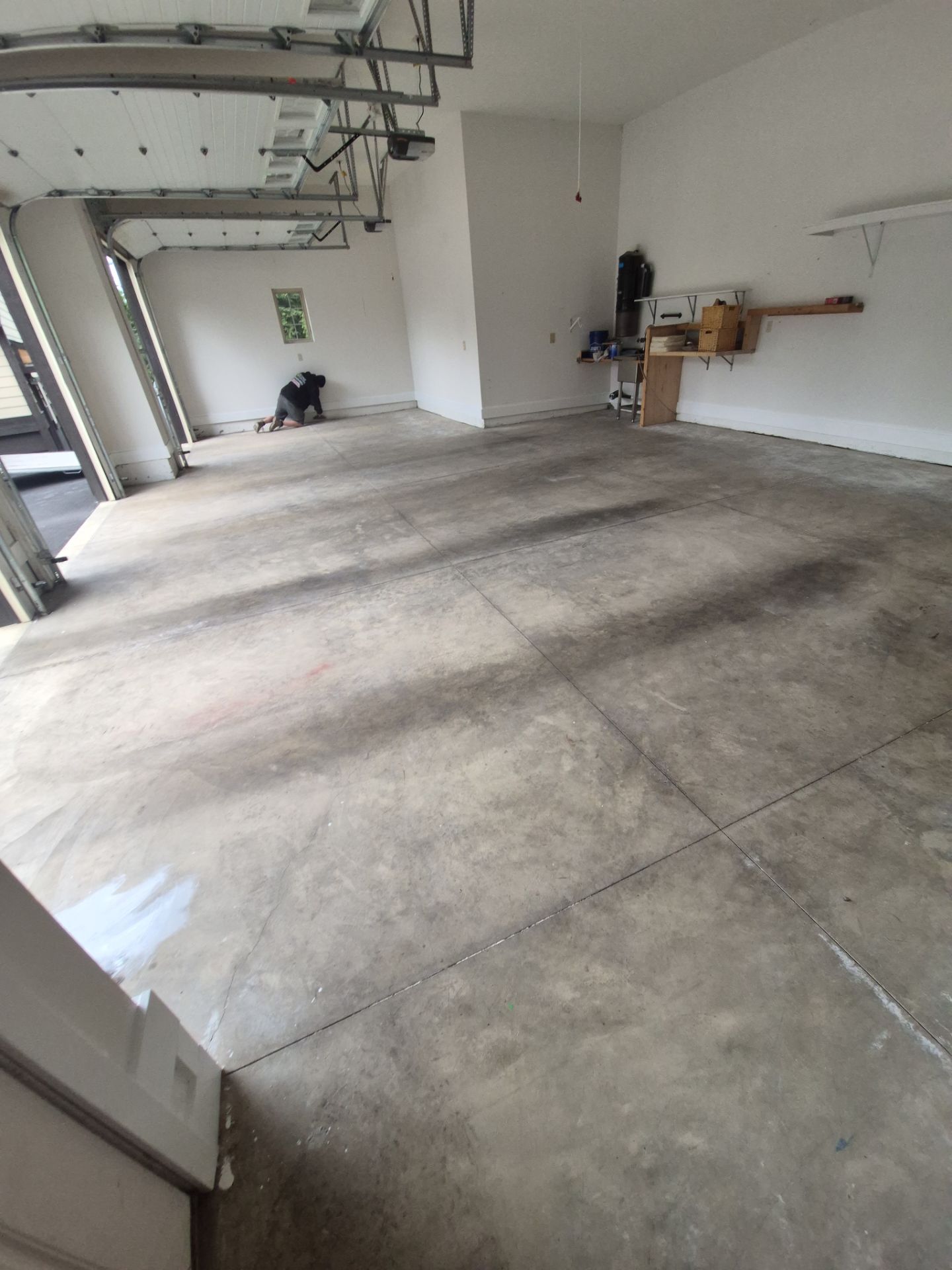 Slate Hybrid Polyaspartic Garage Floor Coating in Rathdrum, Idaho by Croc Coatings, LLC