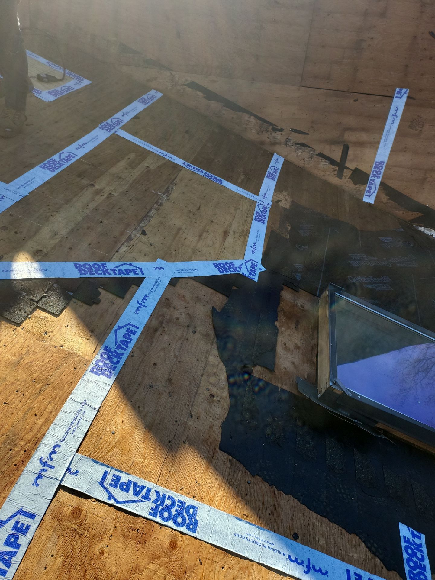 Residential Roofing Installation using Owens Corning TruDefinition Onyx Black by A Plus Exterior