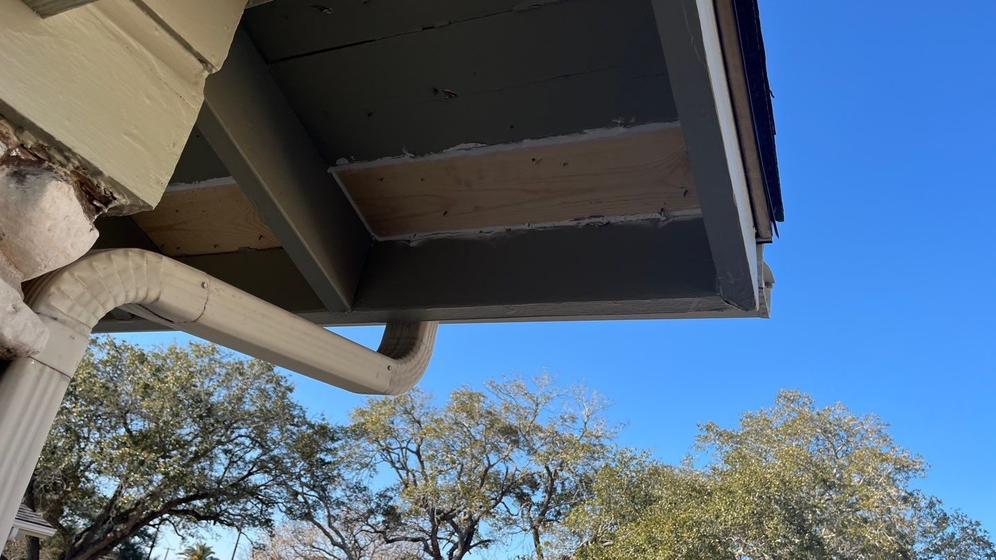 Sinton Texas Roofing by Bayfront Roofing and Construction