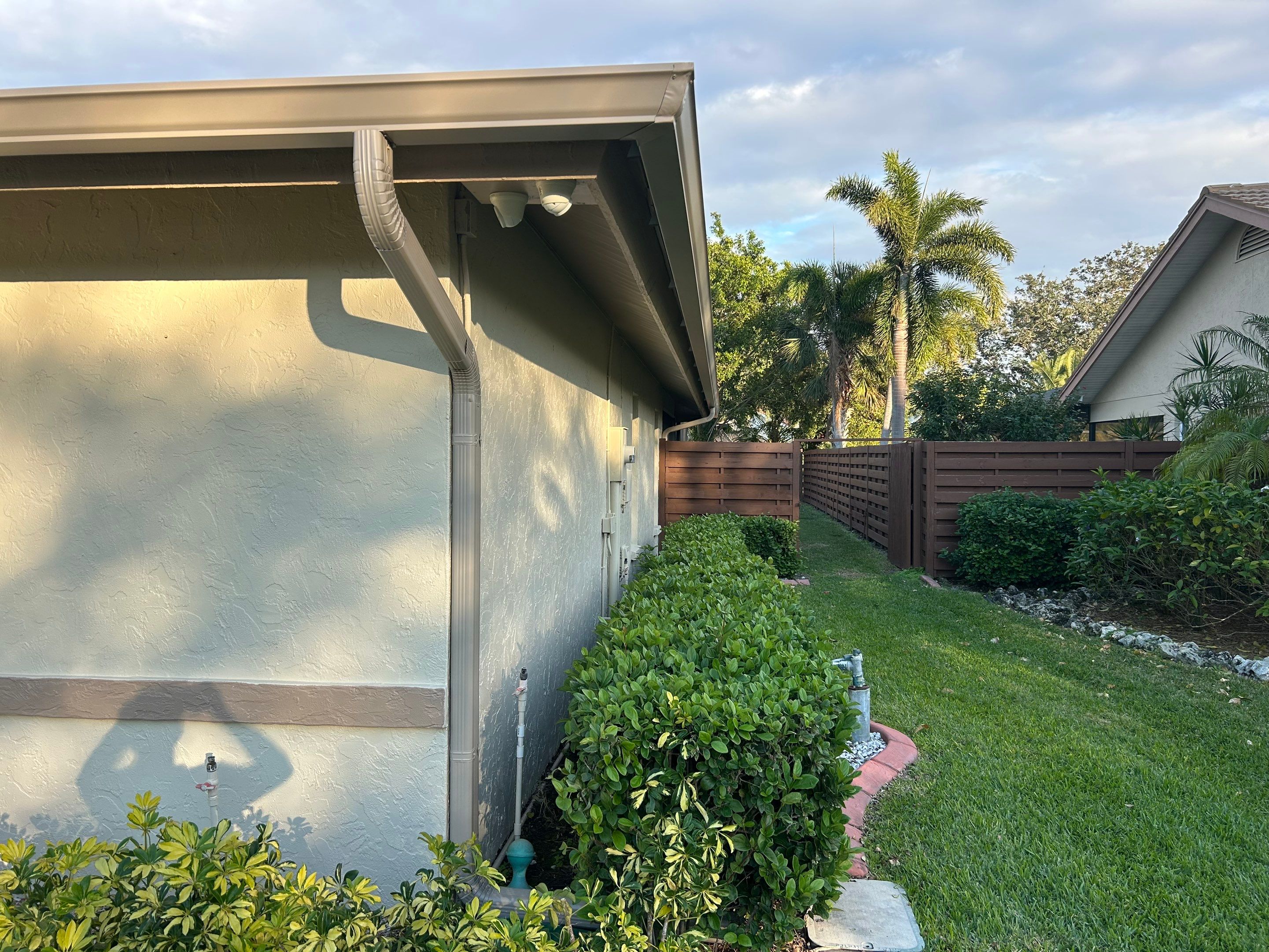 Seamless Gutter Replacement for Sarasota's homes by Gutter Professors