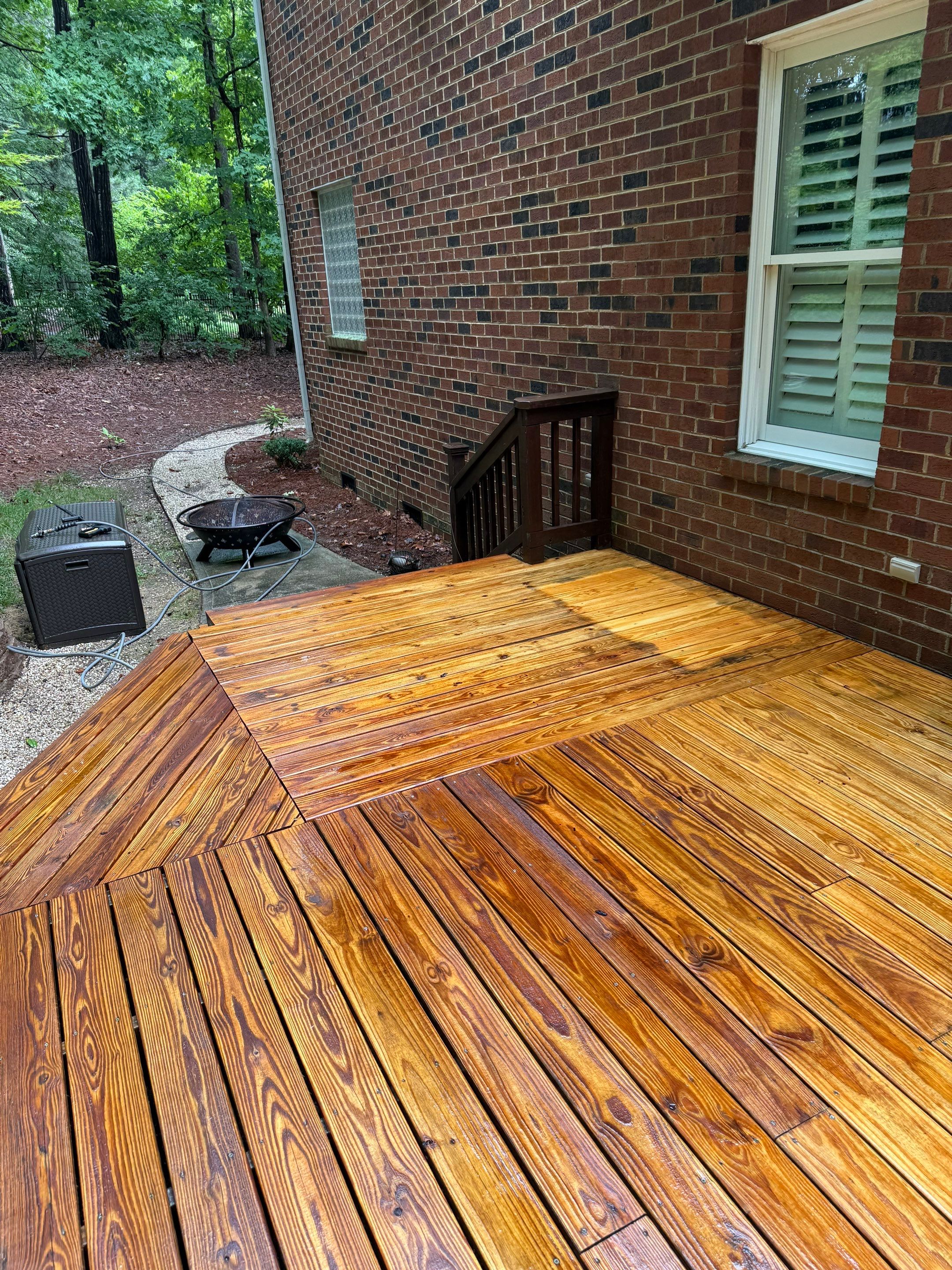 Deck using Wood Sealant by DuraSeal