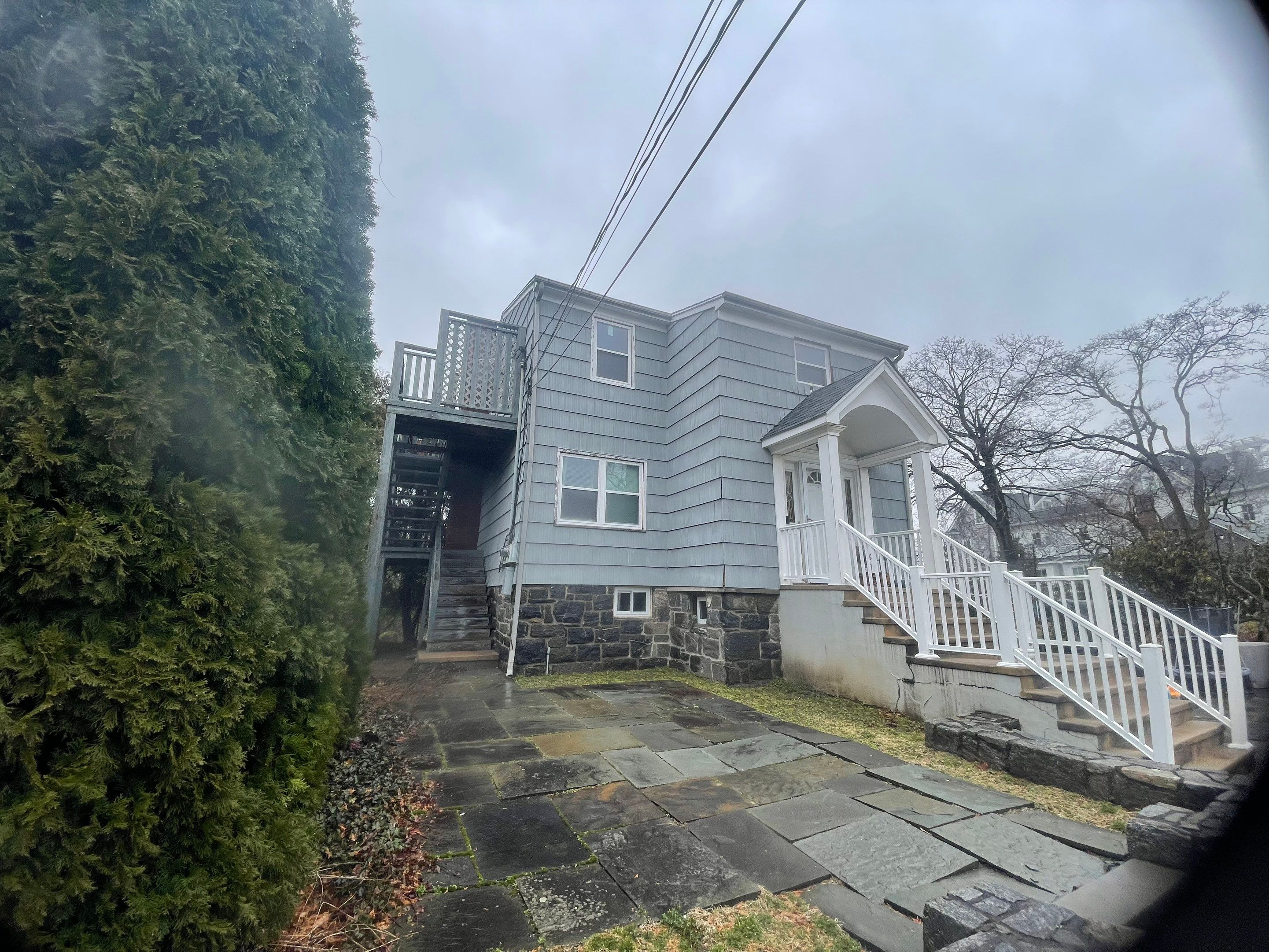 Siding Installation using Certainteed Cedar Impressions Straight Edge Perfection Shingles - D7 - Sterling Gray by A Plus Exterior