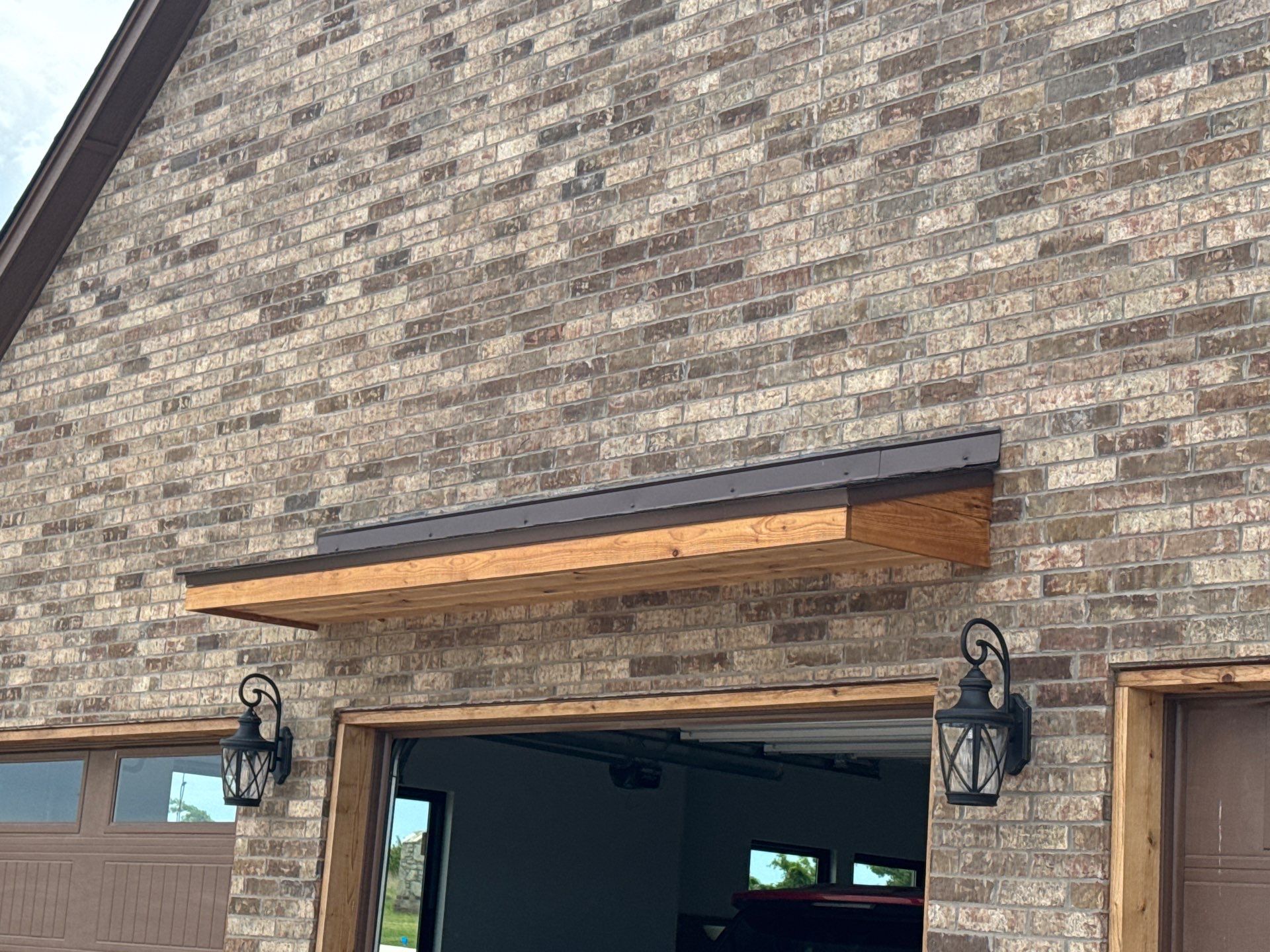 GAF Timberline HDZ and Standing Seam Metal Accents - New Construction - Goldsby, OK by 5Coat Roofing & Construction