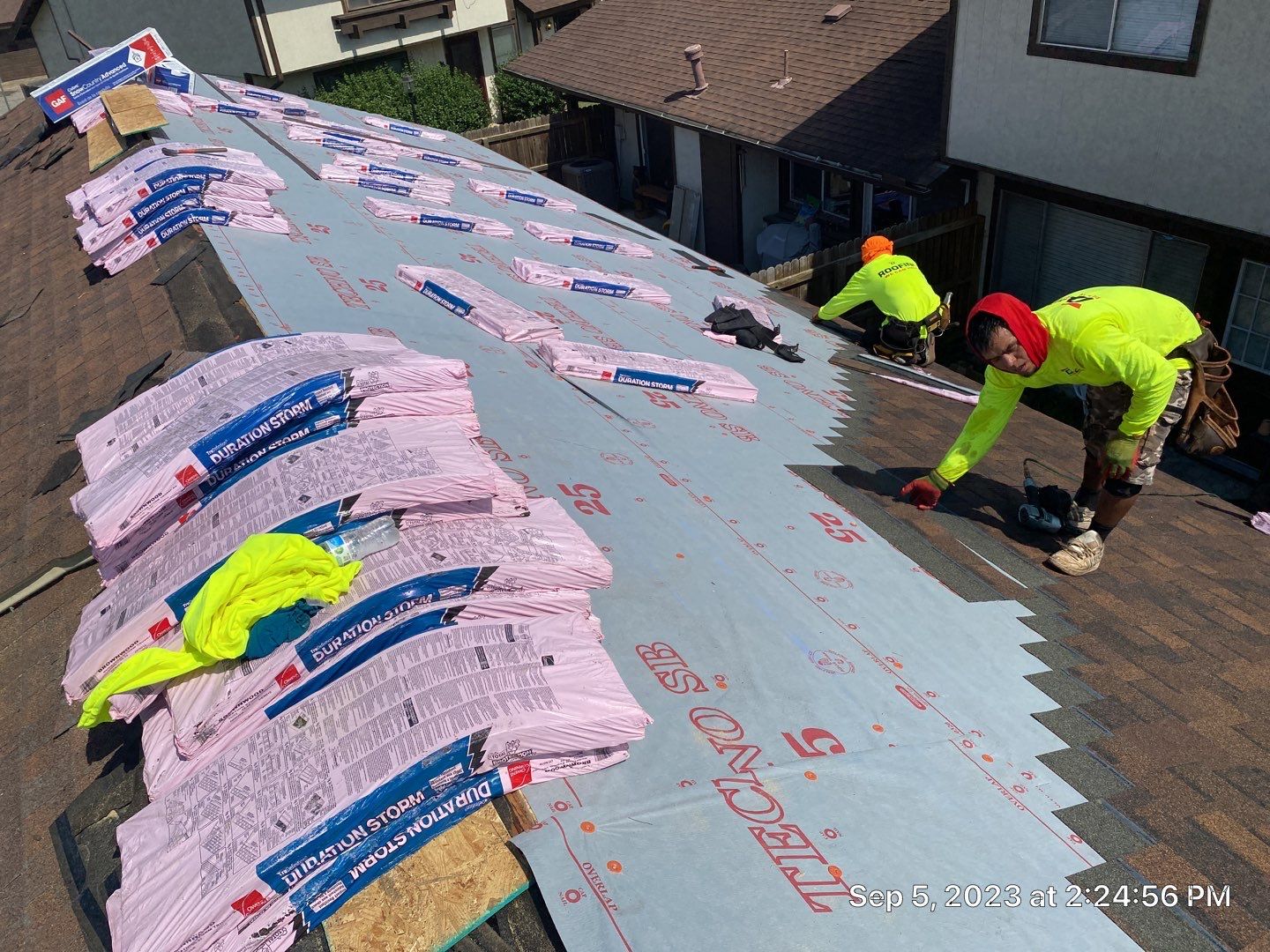 Shingle Project in Tulsa by Decor Roofing & Restoration
