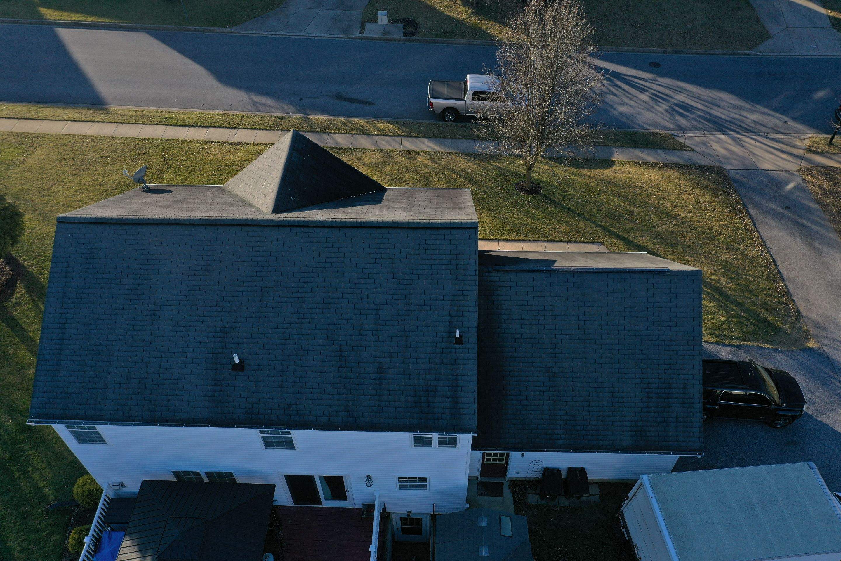 Roof Replacement using TAMKO Heritage Lifetime Architectural Shingles by Roof Right Inc