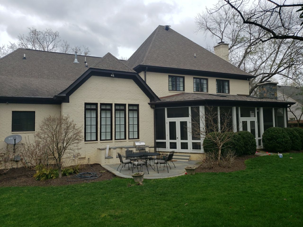 Presidential Shake Install by Paragon Roofing