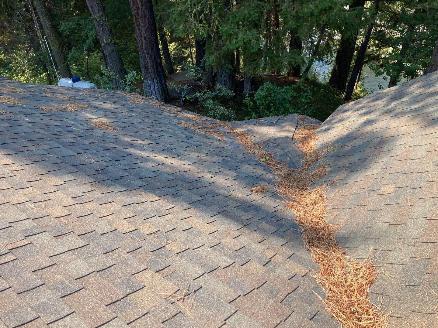 Two story new build gets a CertainTeed Landmark roof in Shenandoah  by ID Roofing LLC