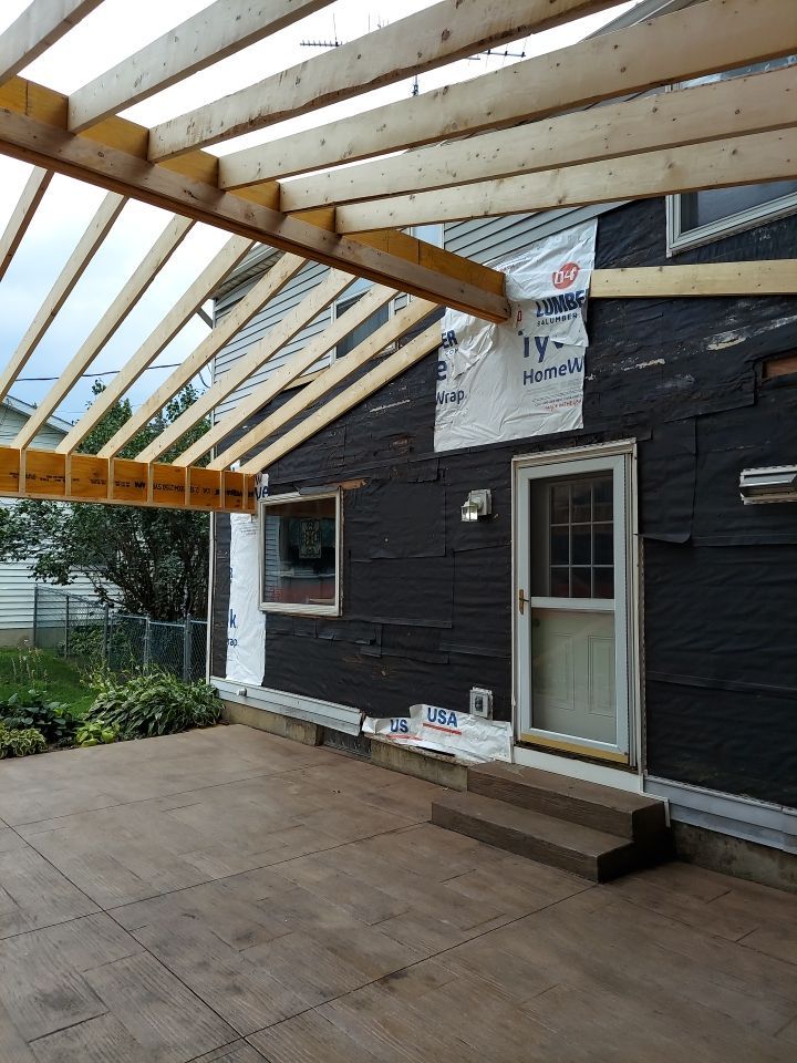 Outdoor Living- Addition by Ivy Lea Construction