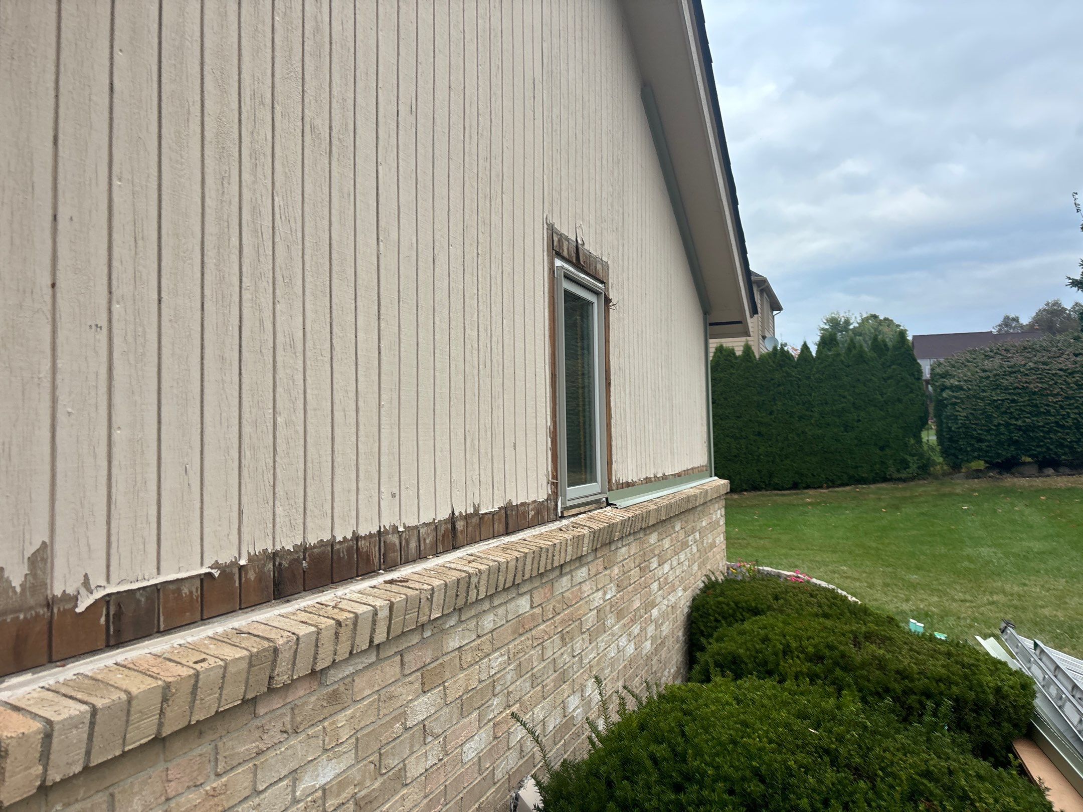 Siding Replacement using Alside 7" B&B by 180 Contractors