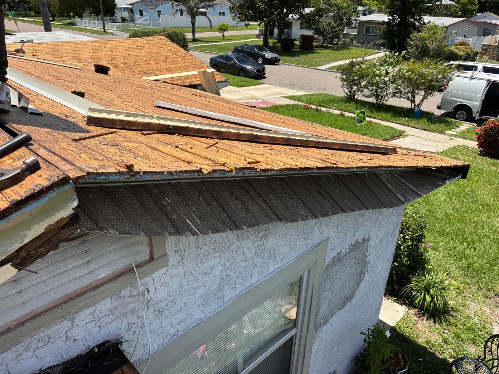Project in St. Petersburg 33711 by Mitchell Roofing Company LLC 
