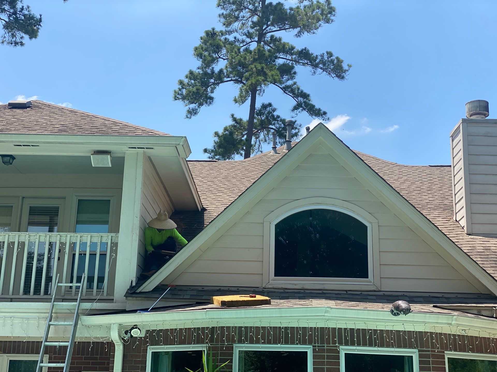 Residential Roofing Repair using Owen's Corning Duration (Lifetime) Shingles by Roof Repair Company
