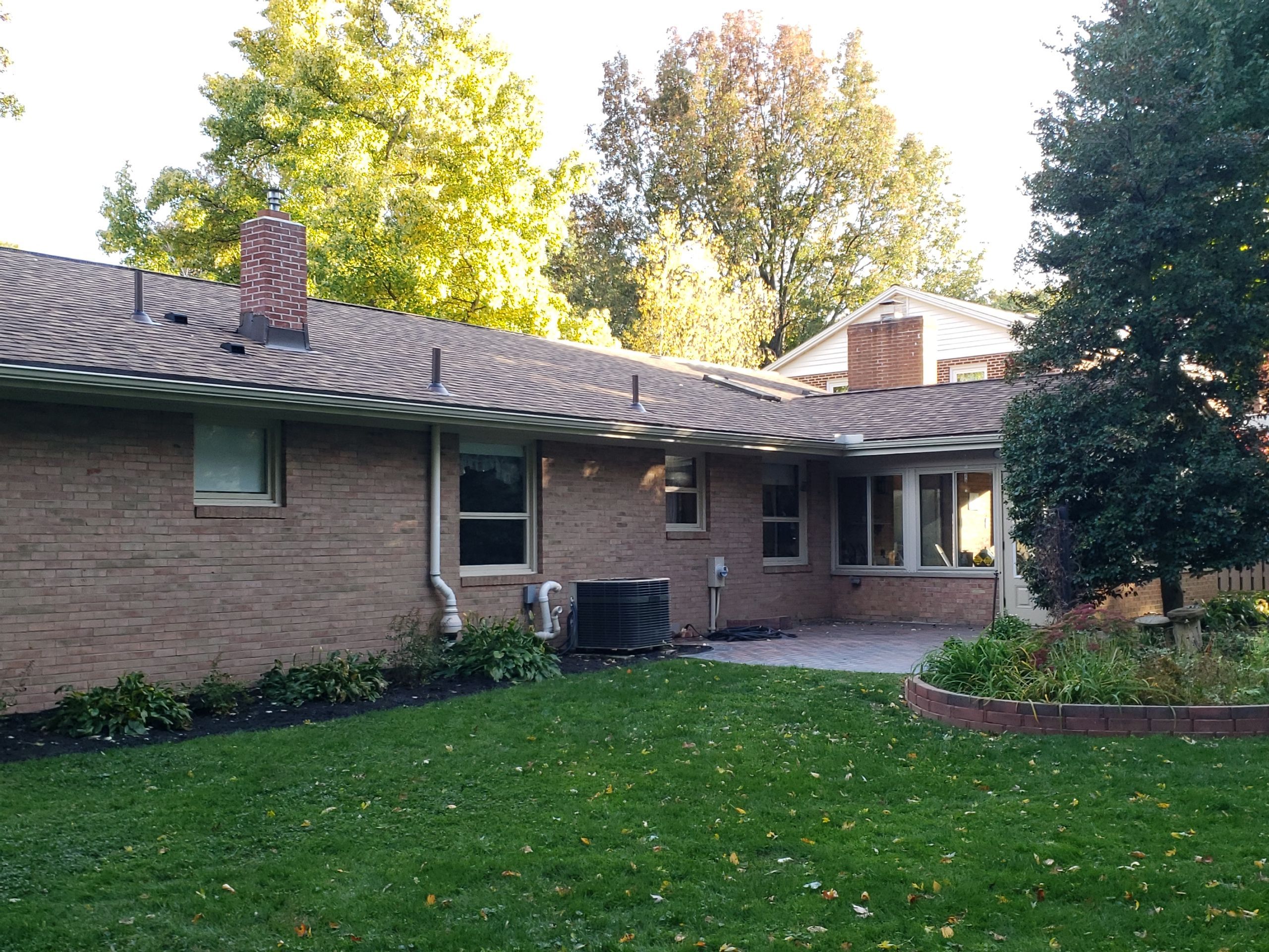 ATLAS PINNACLE COLOR: MORNING HARVEST DRIP EDGE: MUSKET BROWN by Eagle Eye Roofing