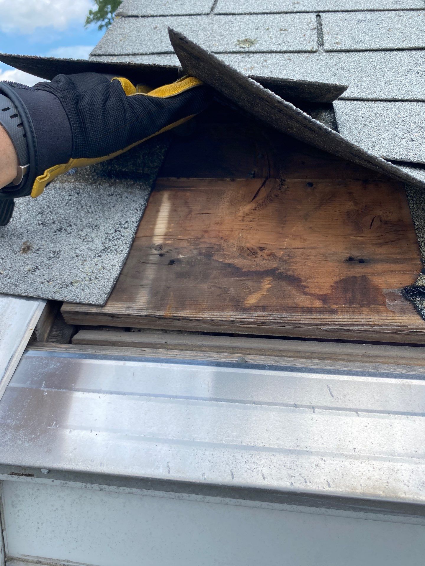 Full Roof Replacement with Platinum Warranty in Woburn, MA by Mighty Dog Roofing of Greater Middlesex County