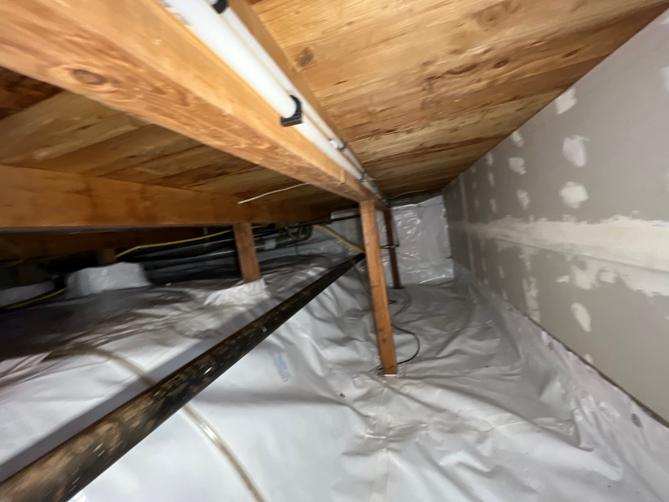Sub-membrane Installation by JustRadon.Com