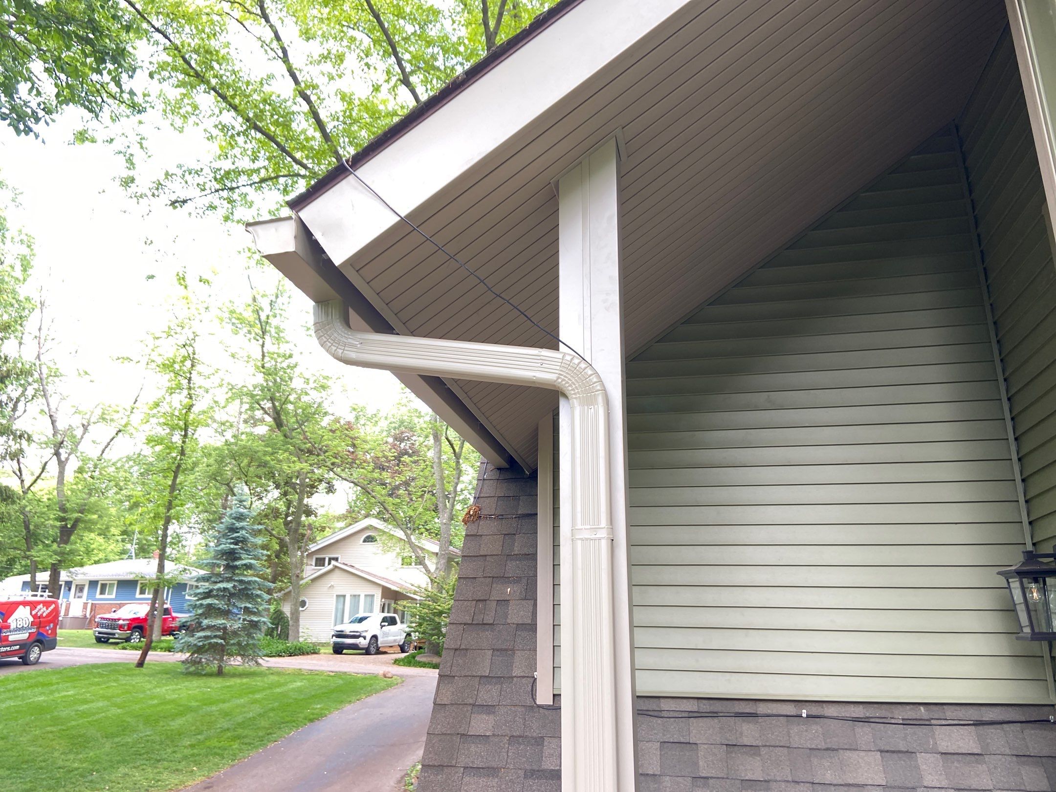 Siding Replacement using CertainTeed Restoration Classis D4 by 180 Contractors