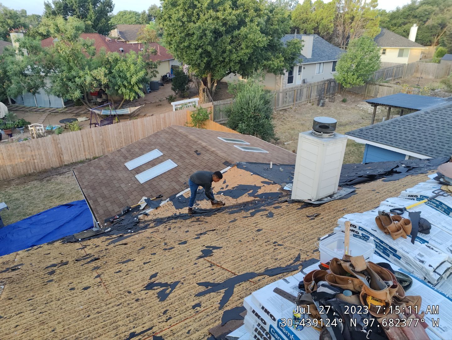 Residential Roofing Installation using IKO Cambridge Weatherwood by DeZign Roofing & Exteriors