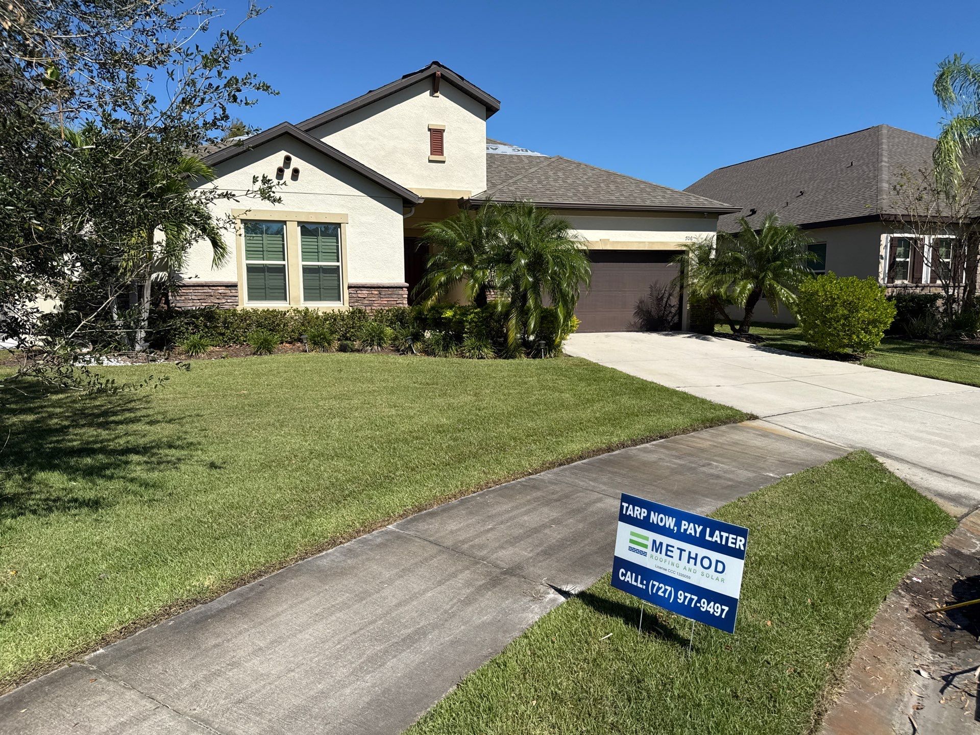 Concrete Driveway, Sidewalk, and Entryway Cleaning in Raven Crest, Bradenton, FL by Sunshine AquaWash