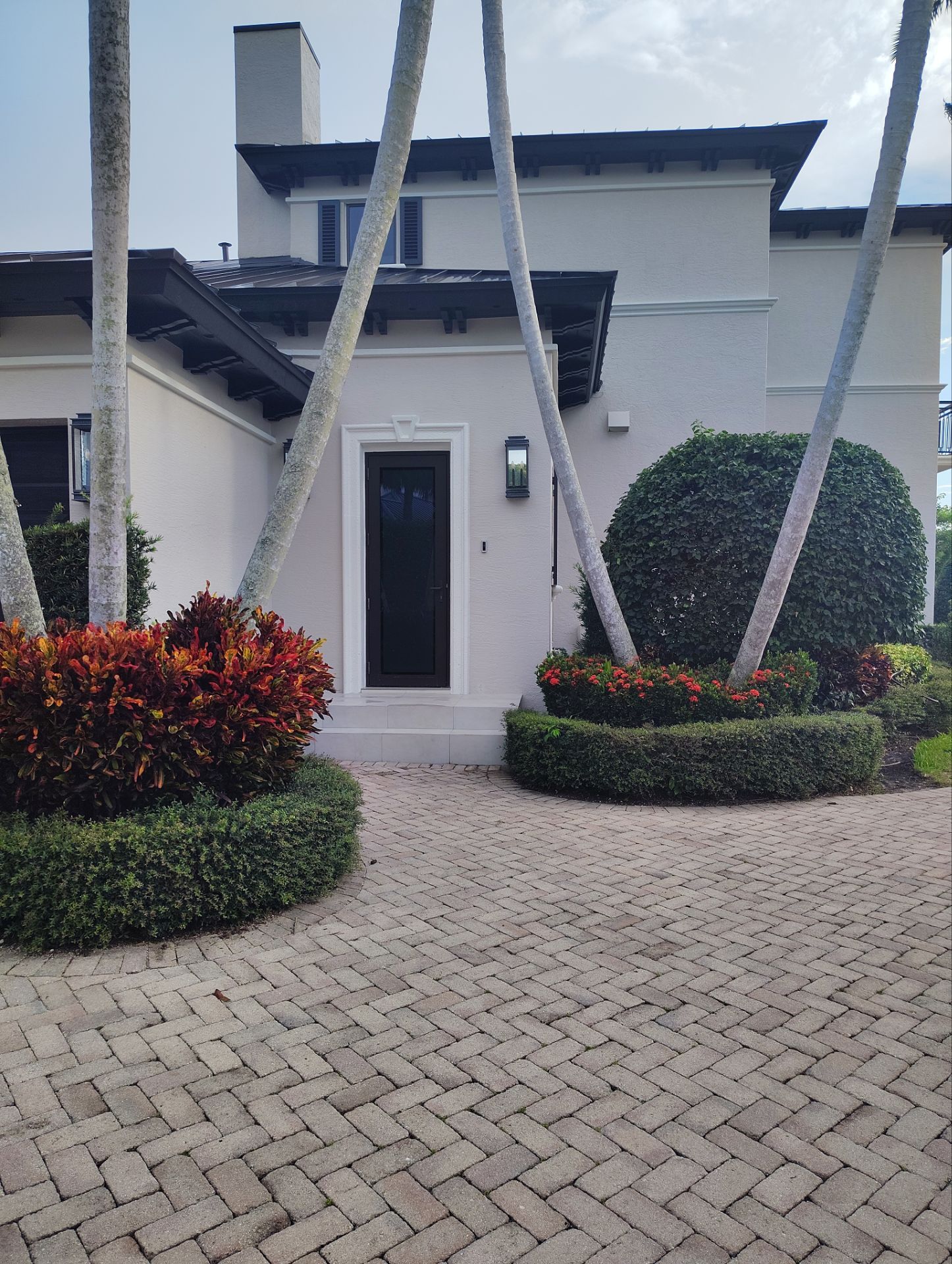 .032 Aluminum 1.5" Mechanical Seam Dark Bronze  by Total Roofing System The Metal Roof Experts
