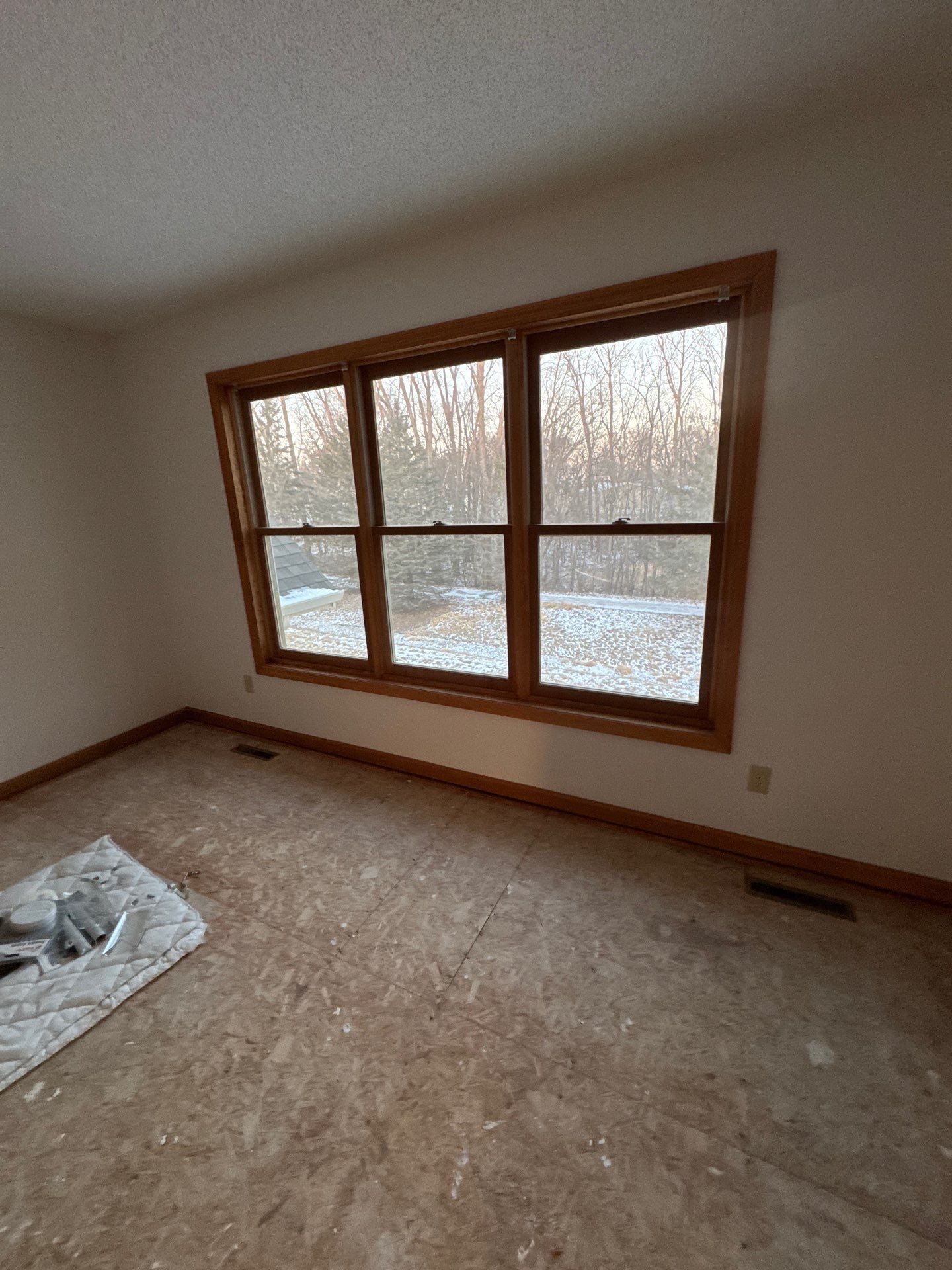 Tour the entire process of painting an interior by The Hillcrest Company 