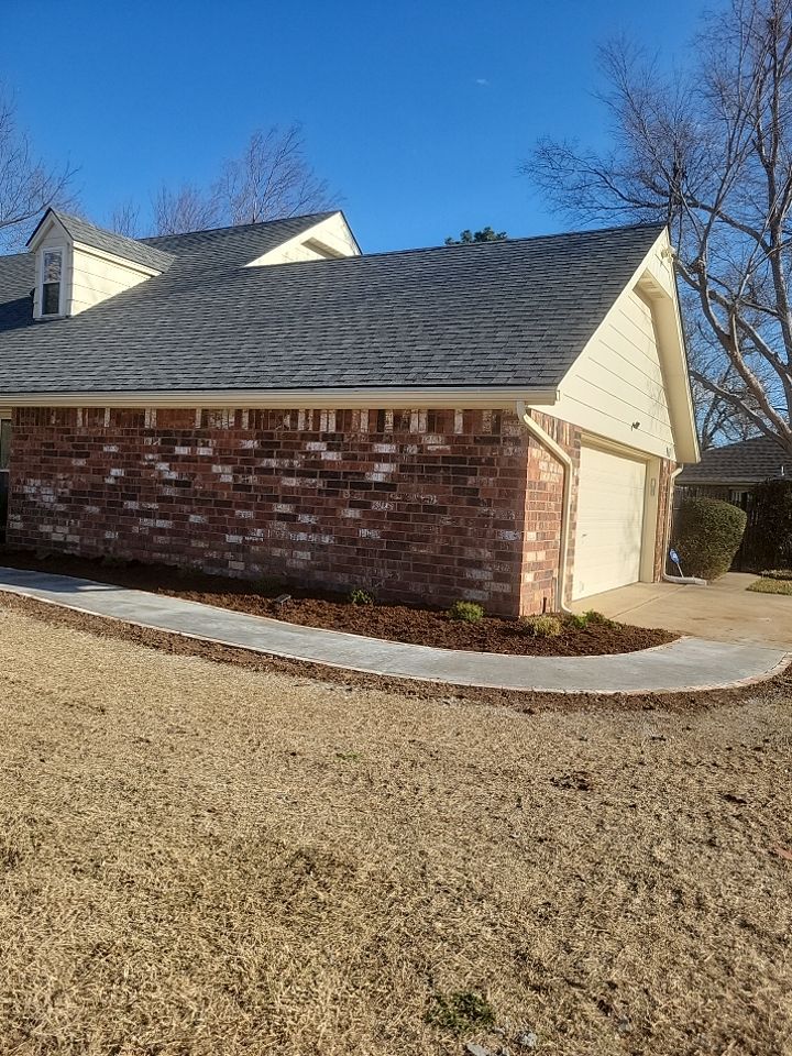 Concrete sidewalk using Concrete by Clays Services Inc