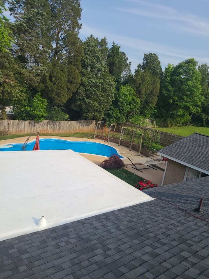 Manassas: CertainTeed Landmark Pro Designer Shingles in Max Def Moire Black by RM Banning, Inc.