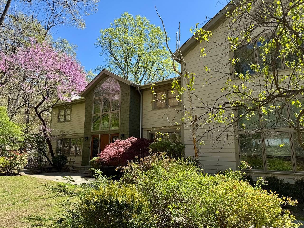 Armonk NY James Hardie Transformation by Ideal Siding