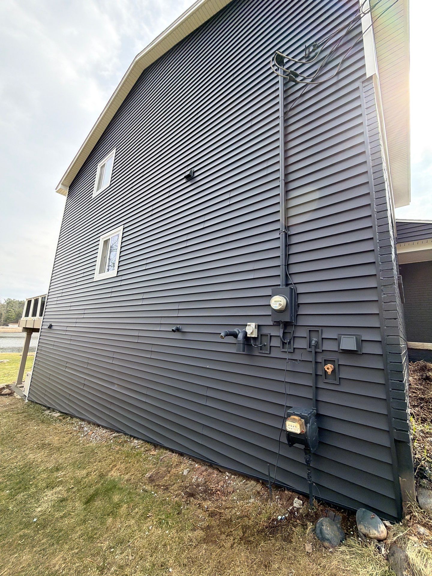 Siding Replacement using Alside Charter Oak D4.5" by 180 Contractors