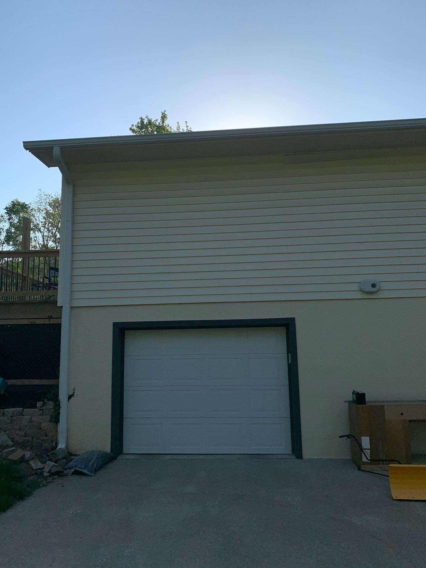 New Craneboard Siding on this Platte City, Mo home  by EEC  Windows, Siding & Roofing 