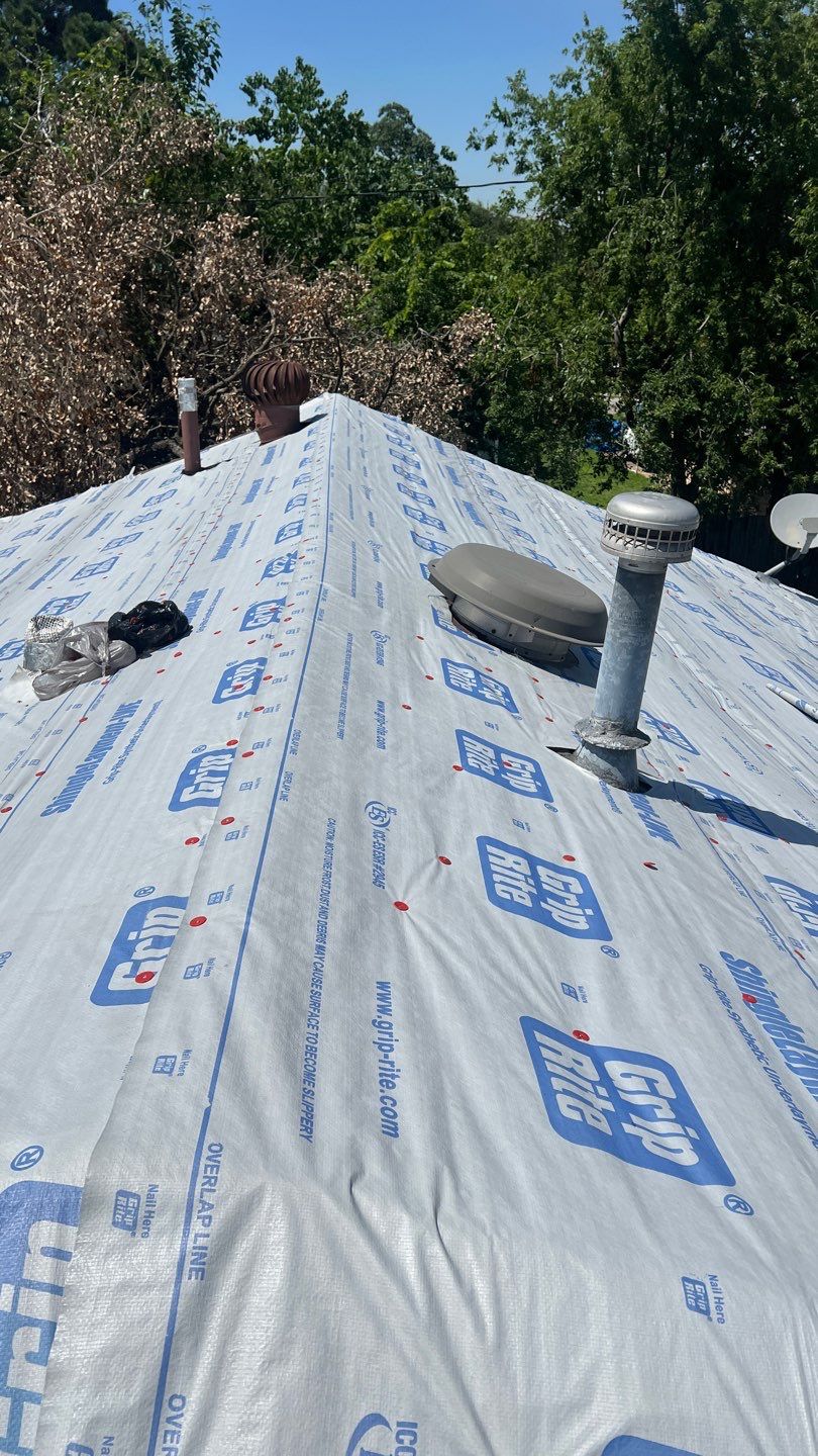 Residential Roofing Repair using Owen's Corning Duration (Lifetime) Shingles by Roof Repair Company