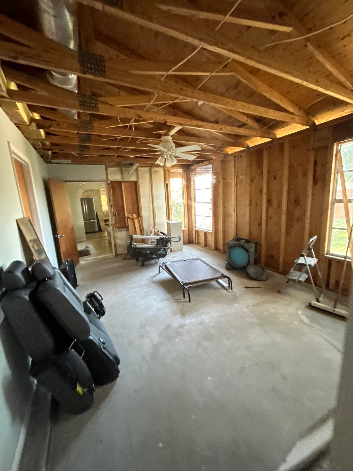 Mold Removal In Bradenton FL  by Ampm Restoration Services 