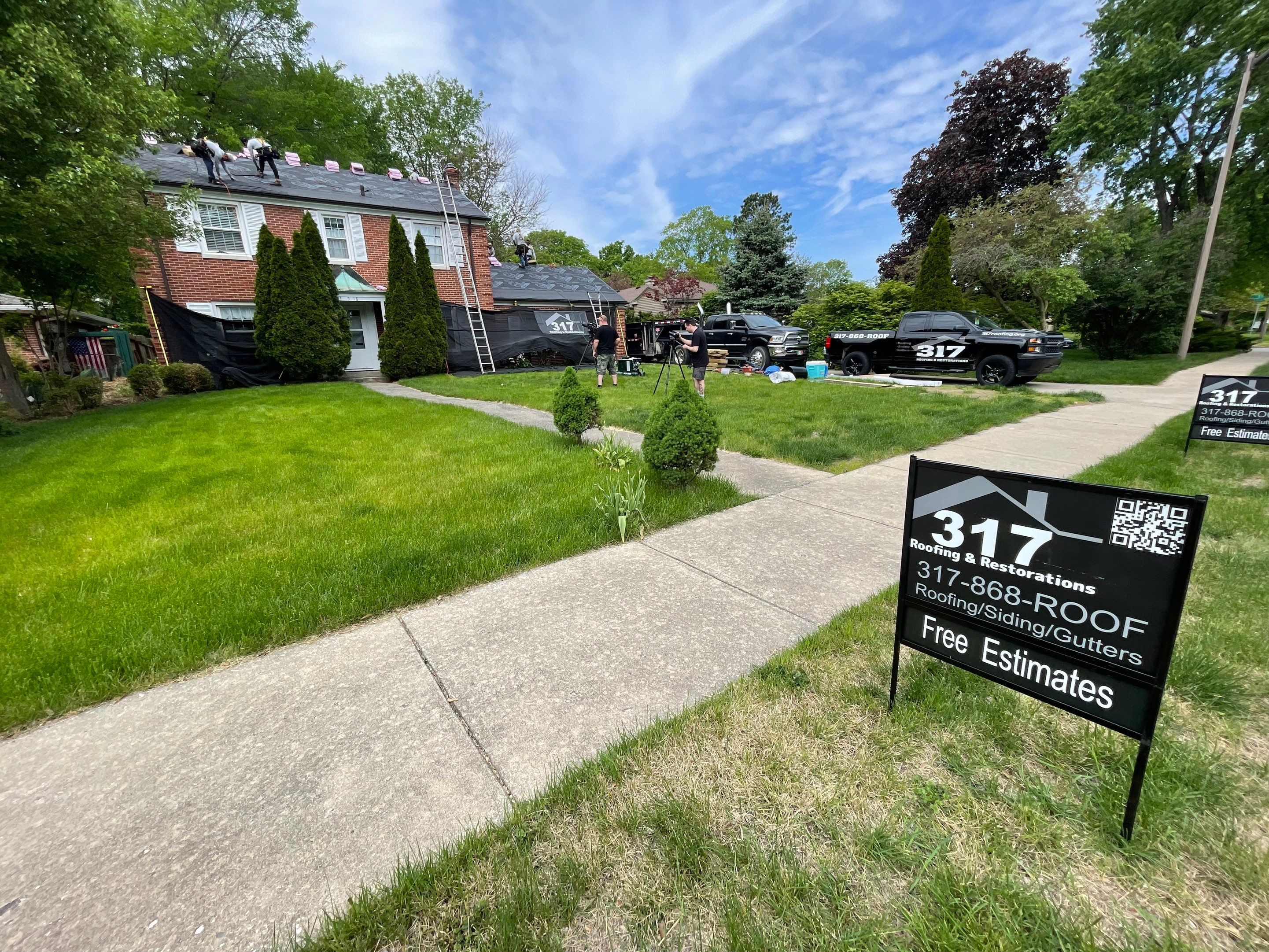 Oakridge Onyx Black and Black Gutters by 317 Roofing & Restorations