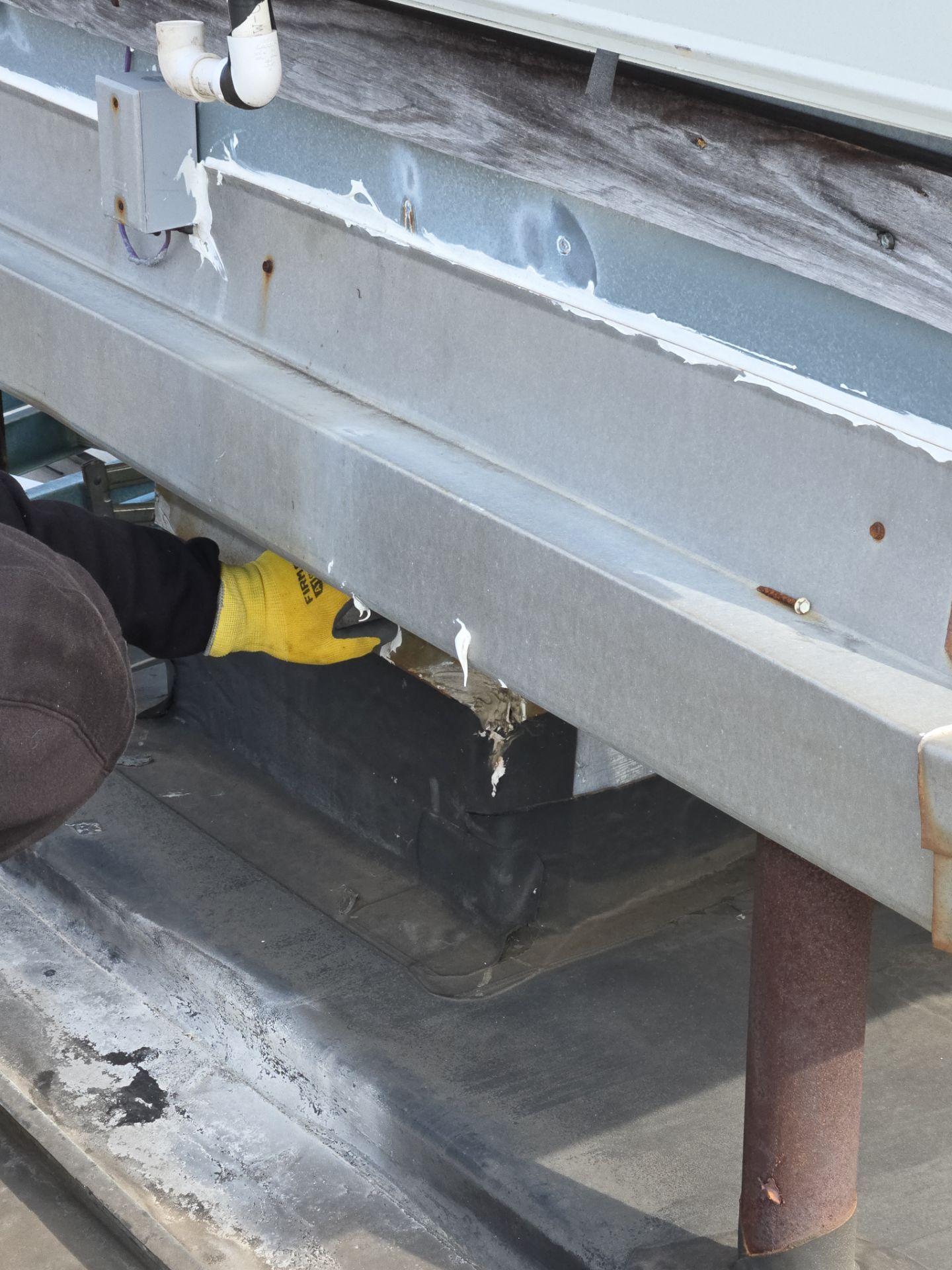 Commercial Metal and Flat Roof Repairs in Mason, Ohio by Level Up Roofing and Restoration Services LLC