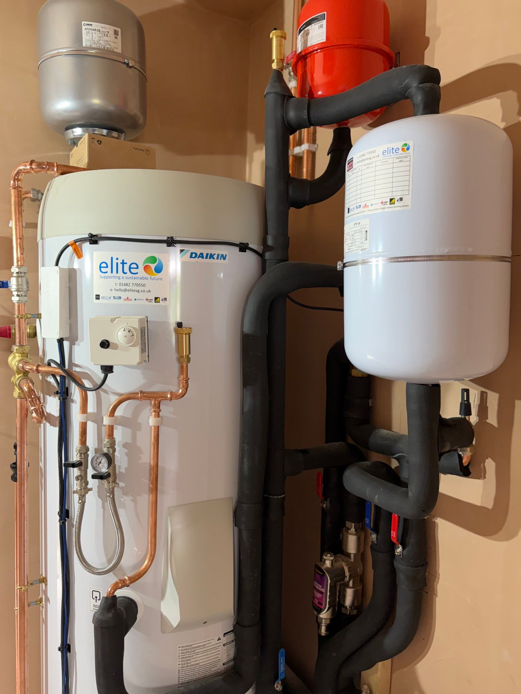š” Ideal HP290 Heat Pump Installation for a Self-Build Project in Beverley ā Designed by Elite, Delivered Alongside the Customer by Elite Services Group Ltd